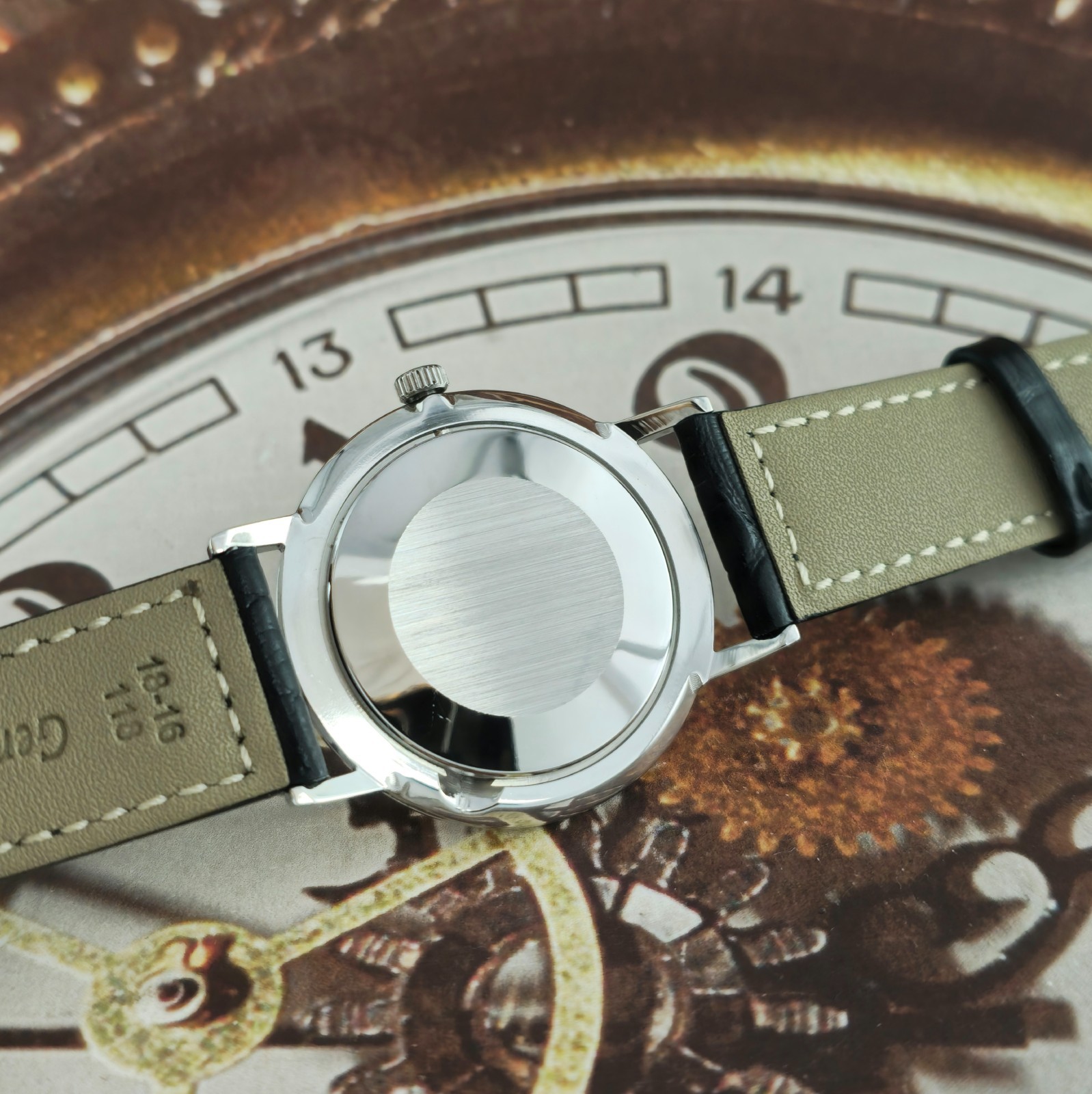 Vintage Watch USSR Poljot De Luxe 23 Jewels ULTRA SLIM Soviet Mechanical Watch