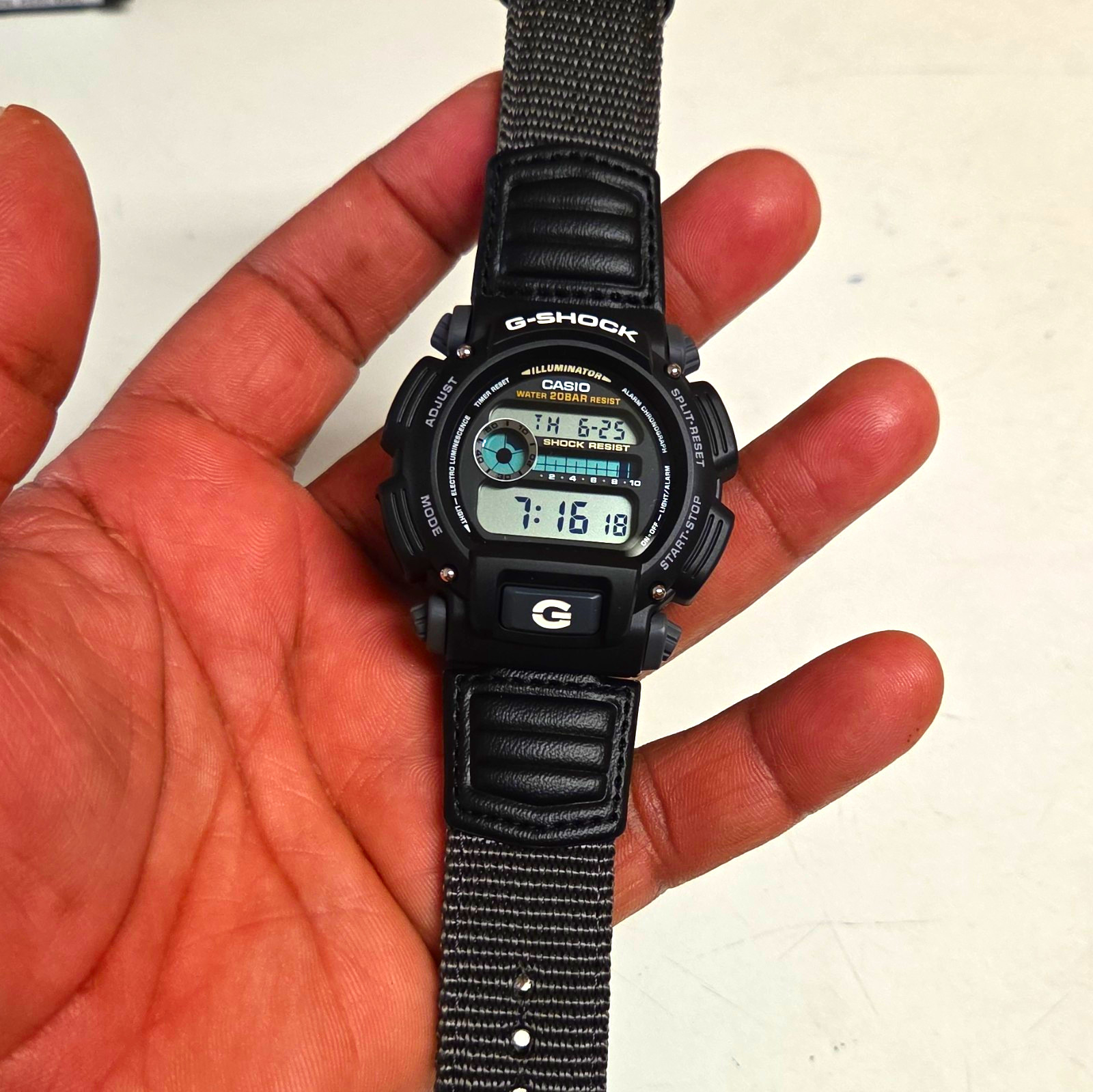 Casio G-Shock Digital Quartz 200m Black Resin/Nylon Strap Watch w/ Box Papers