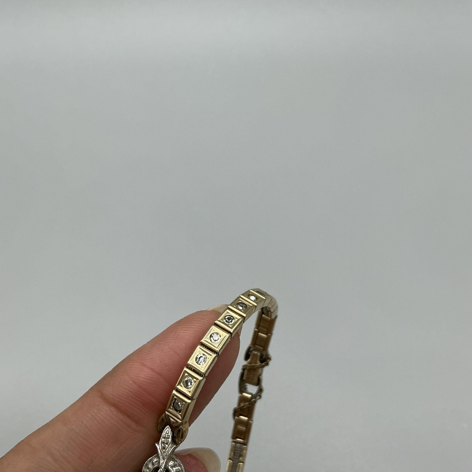 Vintage Waltham Womens Watch 16mm 10K Rolled Gold 21j Stretch Band Manual