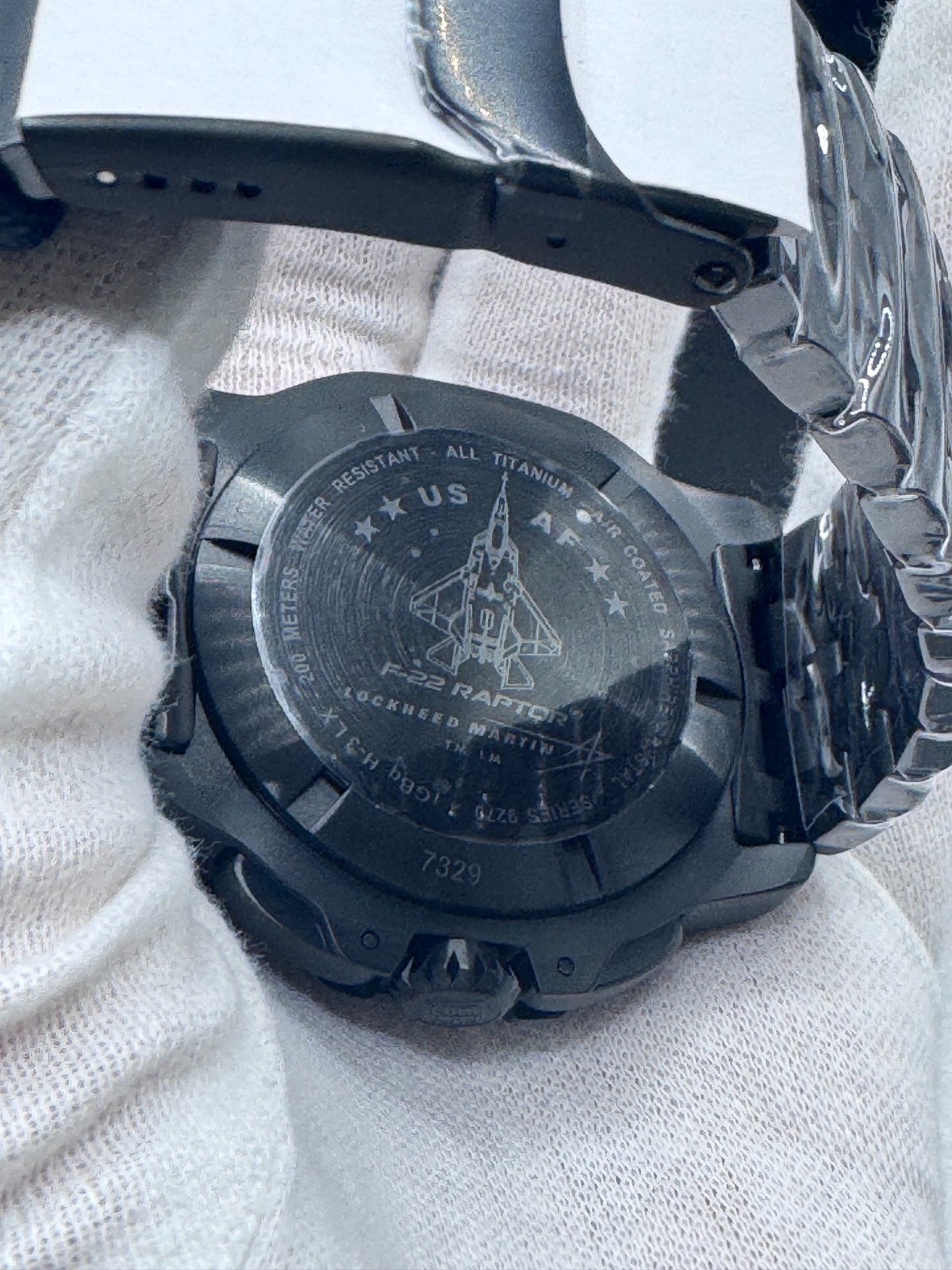 NEW Luminox F-22 Raptor Black Titanium Men’s Quartz Watch XA.9272