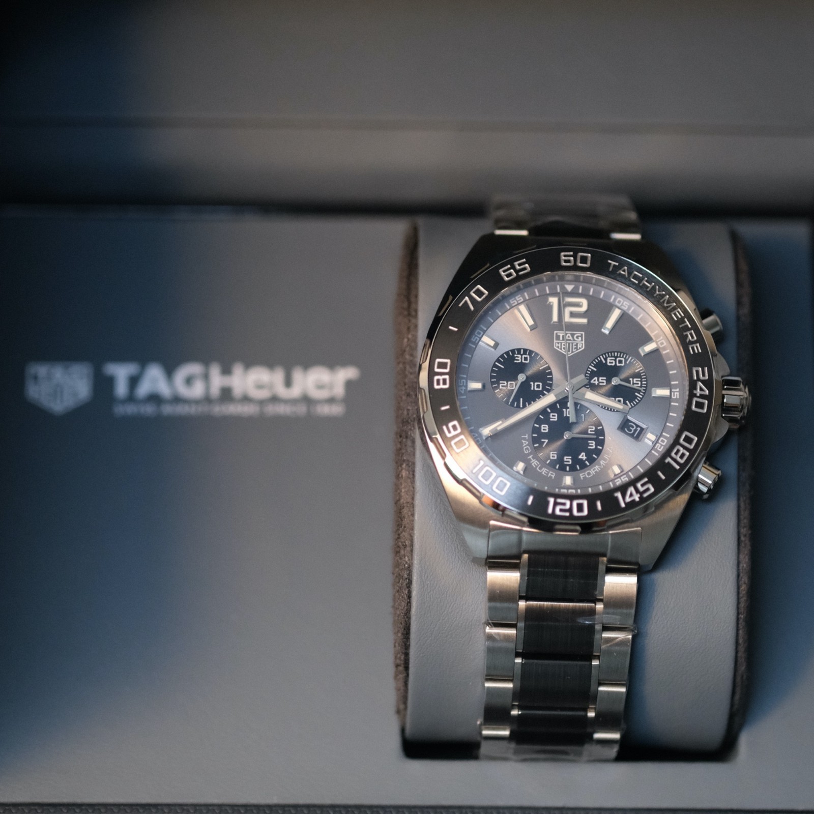 Authentic Unworn FULL SET TAG Heuer Formula 1 Quartz Chronograph CAZ1011.BA0843