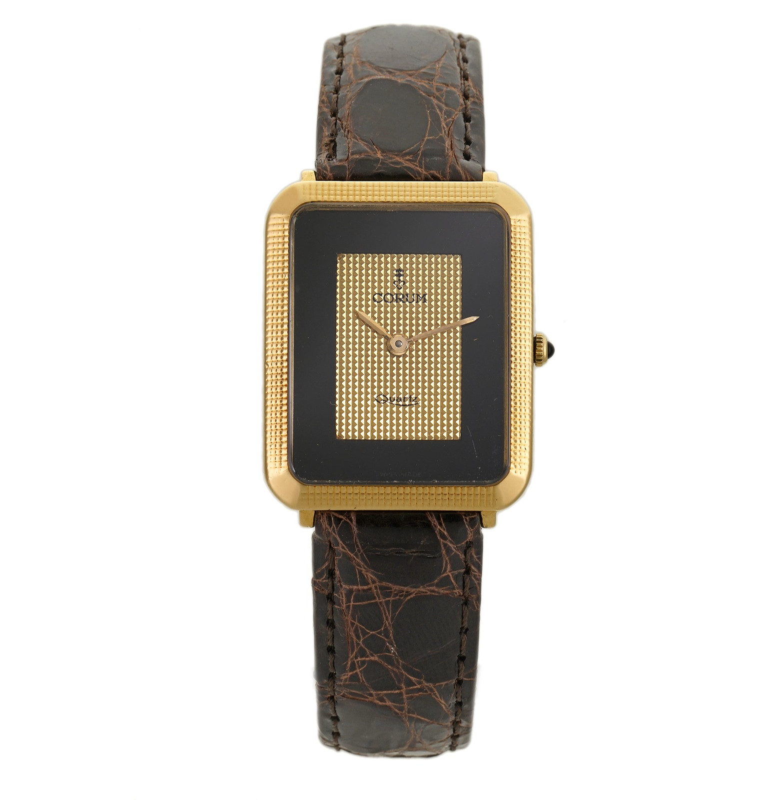 Corum 26mm Vintage Dress 18k Yellow Gold Hobnail Dial