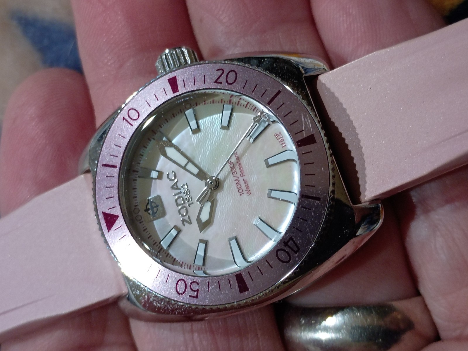 Zodiac Desert Falcon Z04519 Ladies Diver, Super Nice!!!