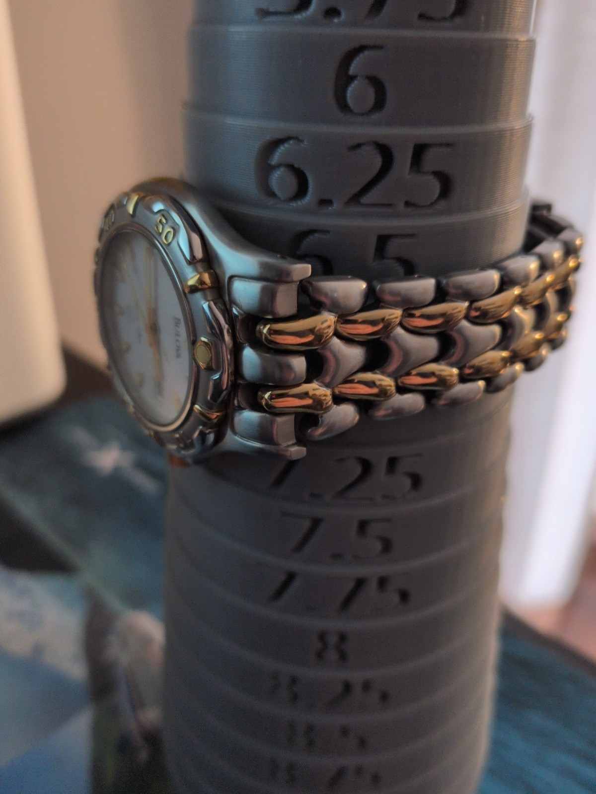 Vintage Men’s Bulova Marine Star Watch. Quartz MVMT WR 100. New Battery. Working