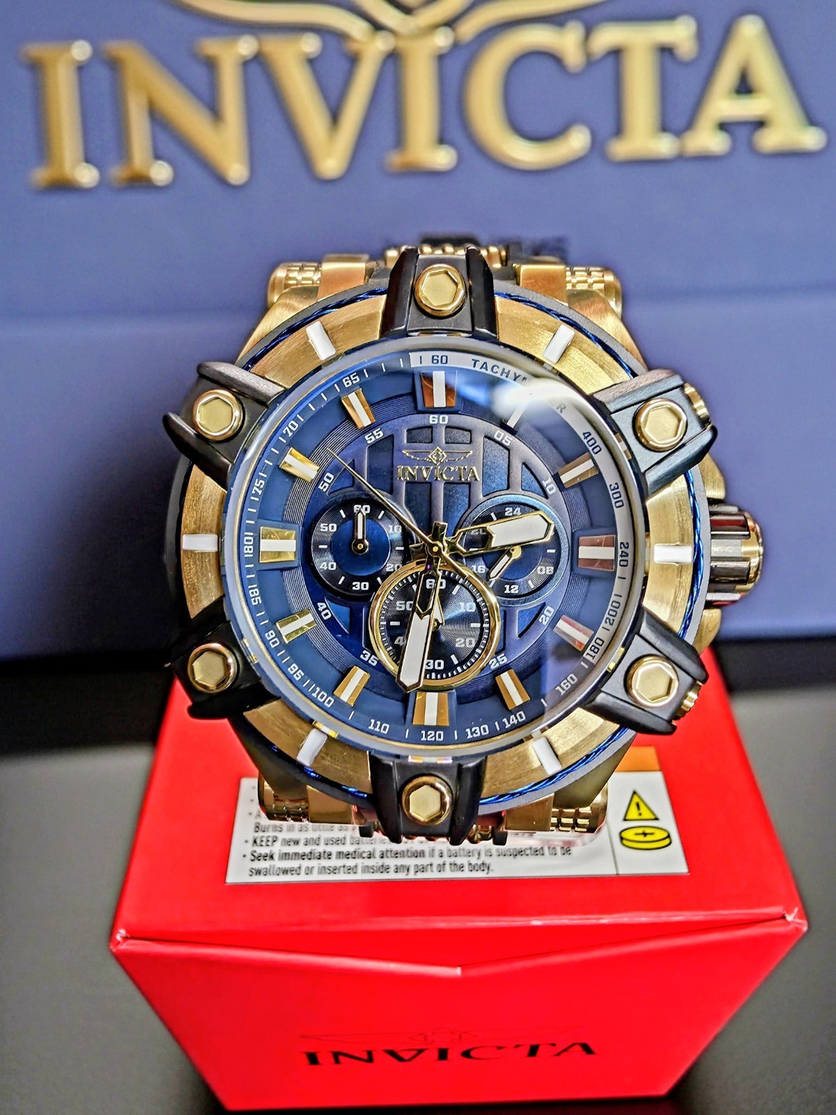 🔥🔥 NEW!! Invicta Bolt Surge Men’s Watch – 52mm Gold / Black / Blue 39187