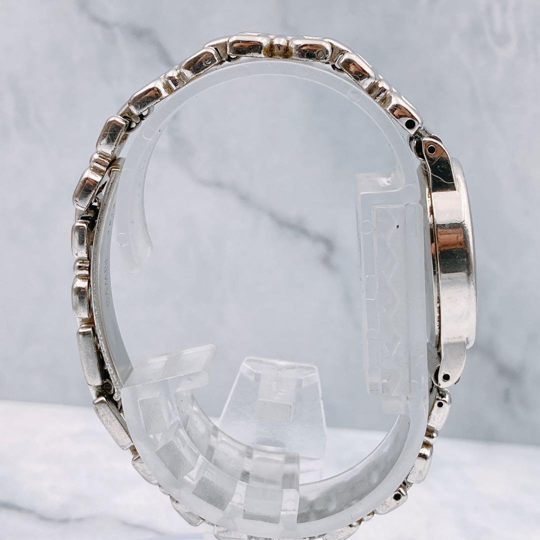 Seiko Ladies Oval Quartz Wristwatch Silver Chain Belt Japan 073681