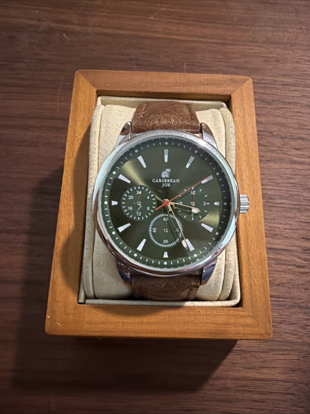 Caribbean Joe Watch Mens Green Dial Brown Strap CJ170SLGR Has New Battery
