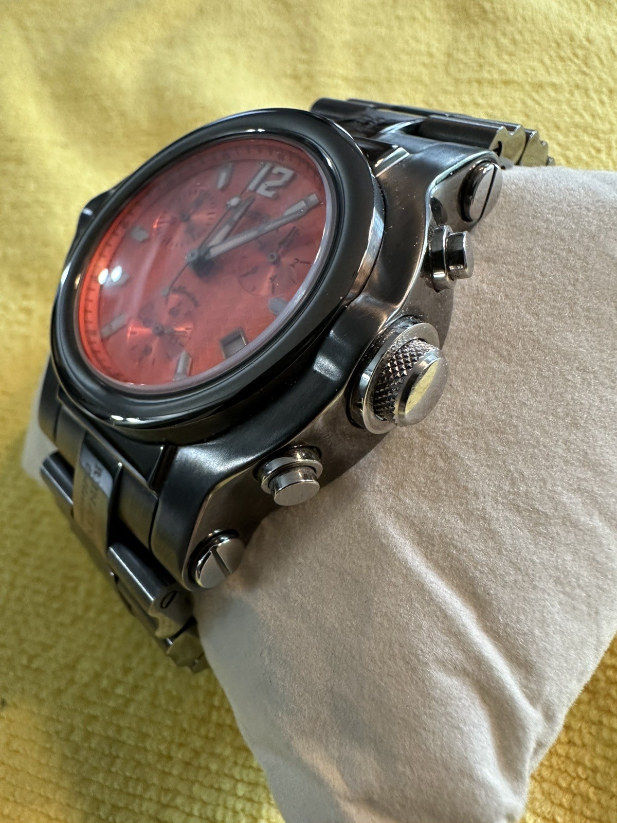 Renato Beast Collezioni Gunmetal Chronograph (Carbon Fiber Dial – New Battery)