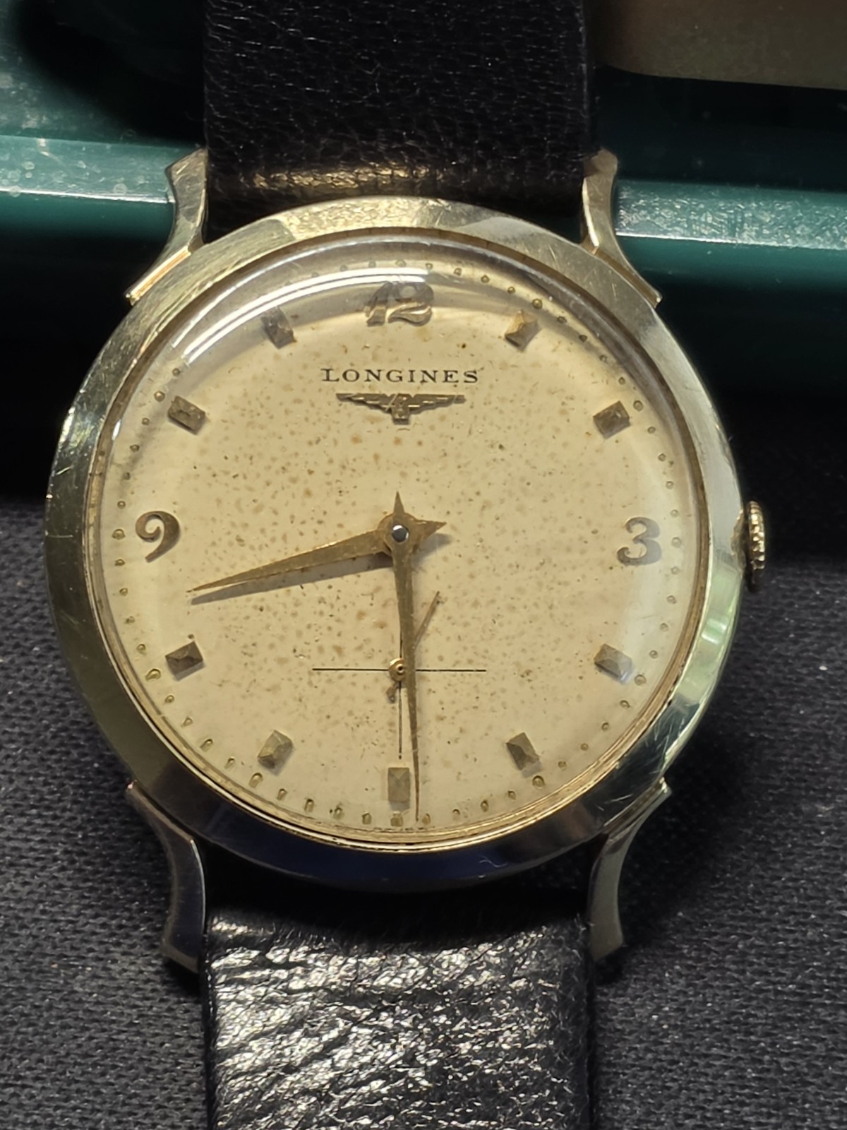 Longines Longines-Wittnauer 14K Yellow Gold Manual Wind 1946 33mm Cream Dial