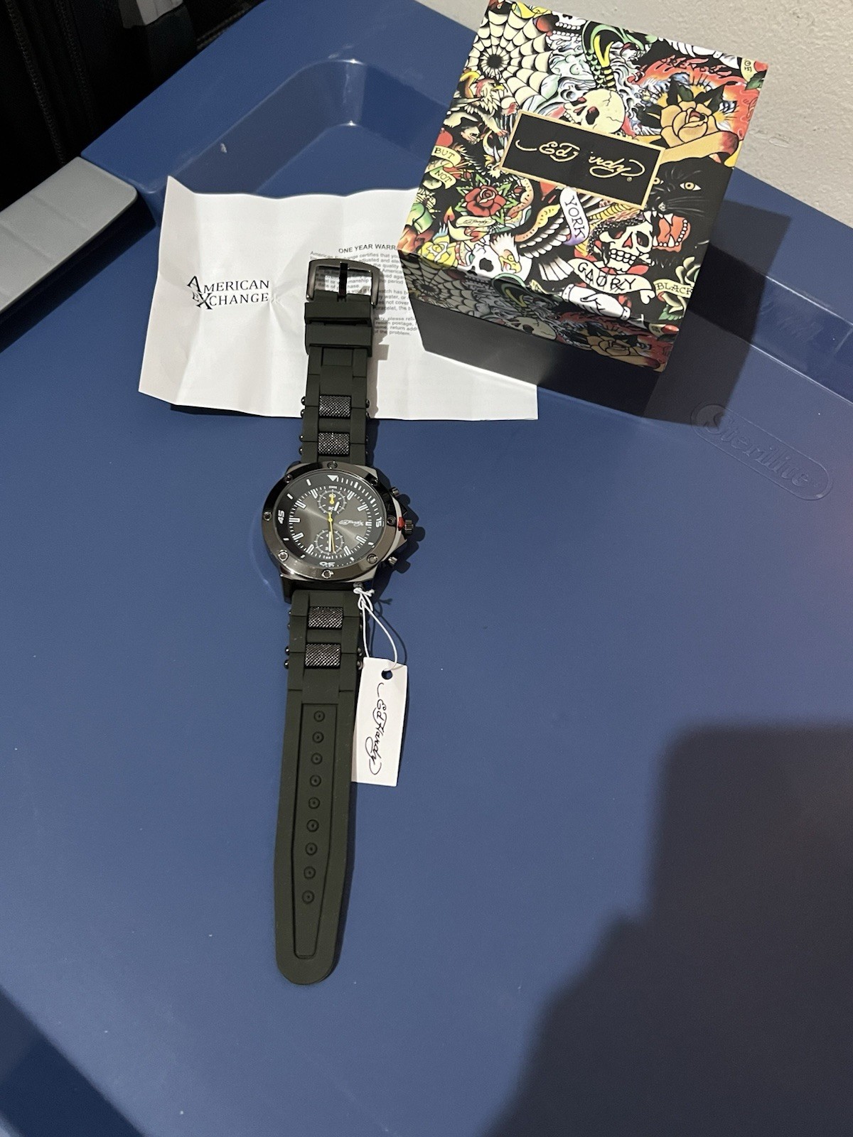 Ed Hardy Quartz Chronograph Watch Black Dial Black Case Rubber Strap Box/Manual
