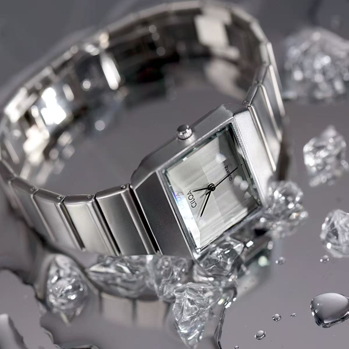 luxury High quality designer style Unisex Adults Watch Alloy free shipping