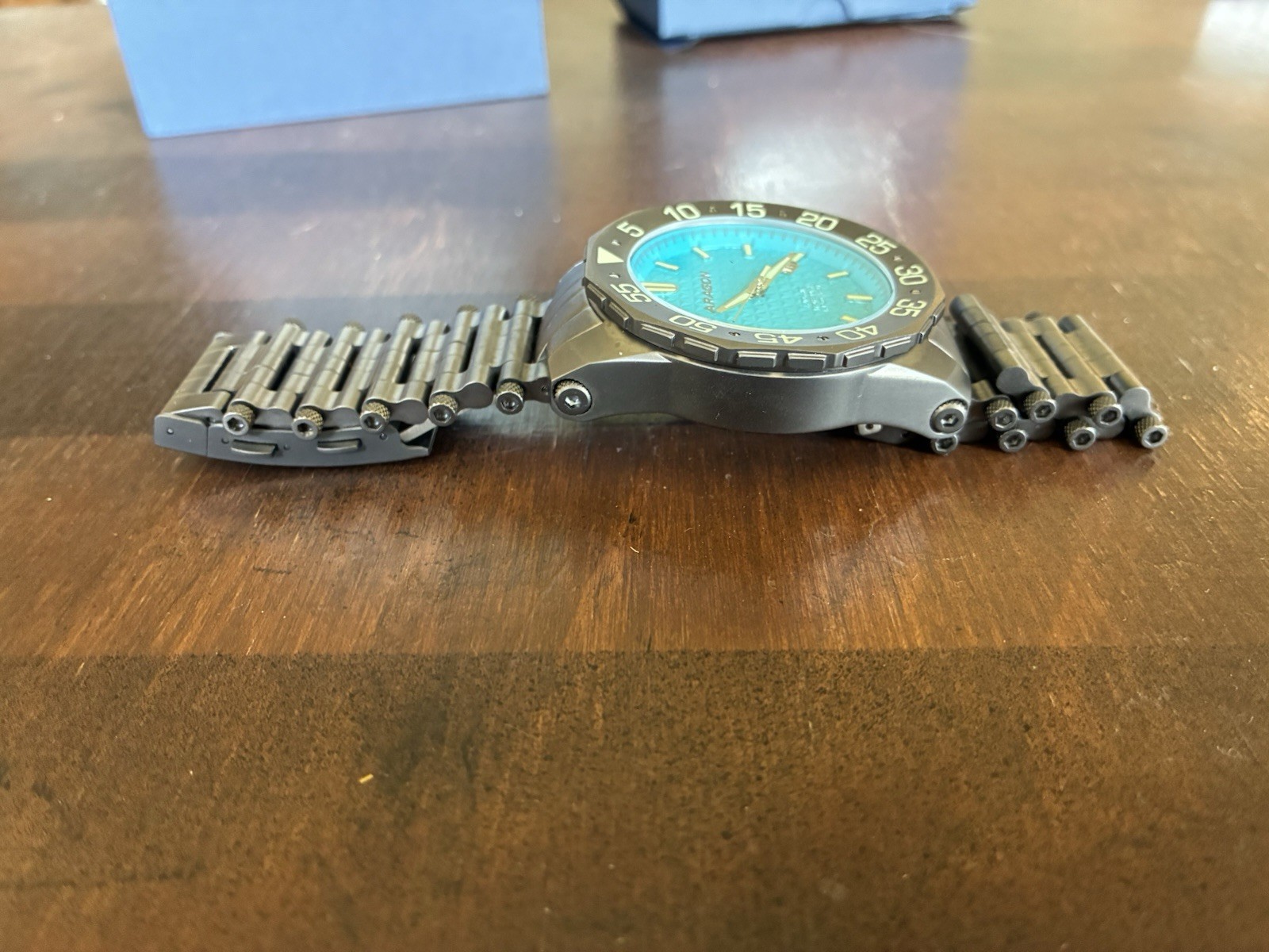 ARAGON Diver Automatic 50mm Blue Dial Black Bezel Gray Bracelet Box Papers