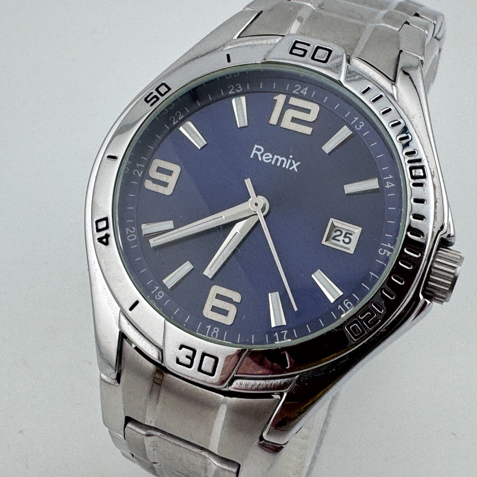 Remix USAA Quartz Watch Men 30m Silver Steel Blue Fixed Bezel New Battery 7.75″