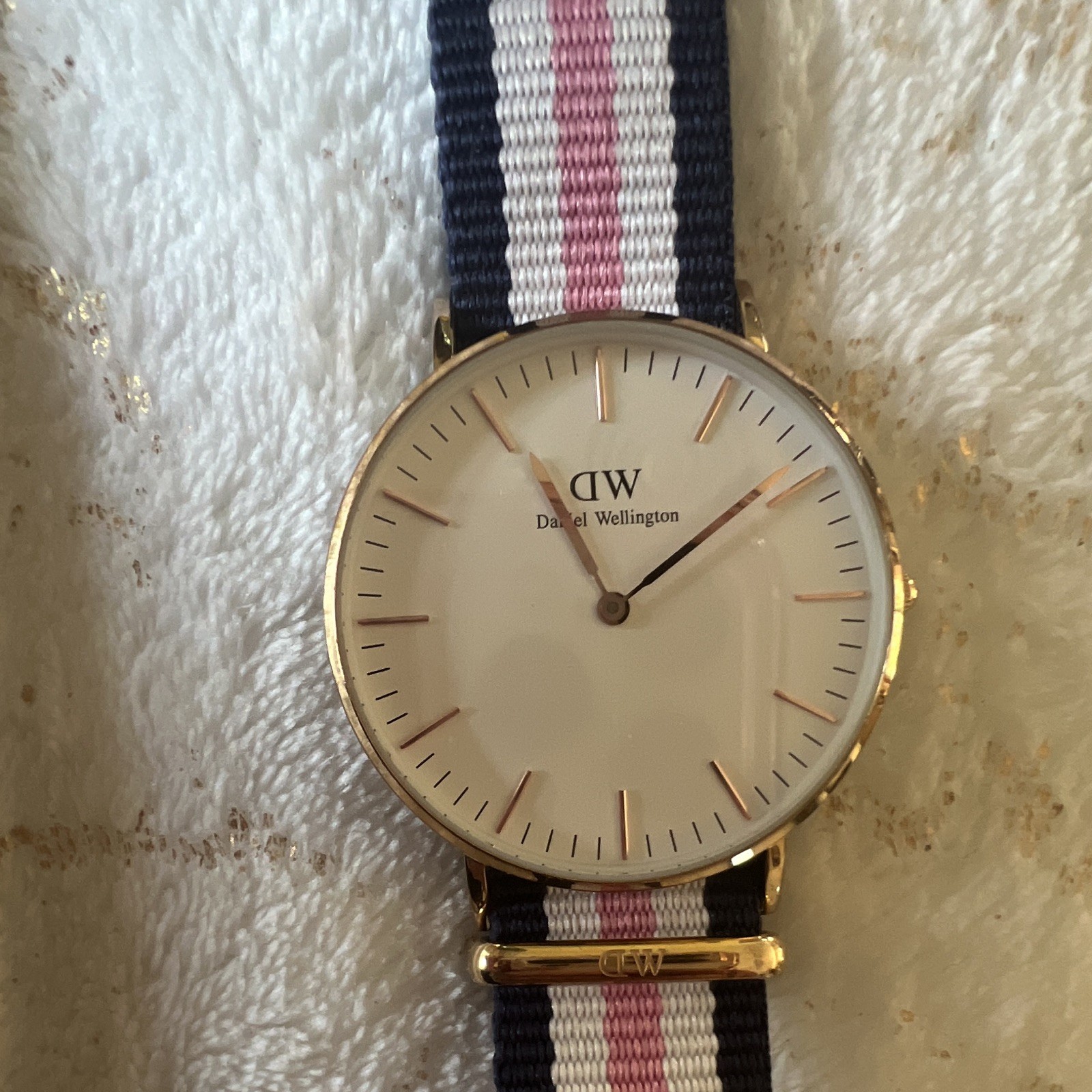 Daniel Wellington 40mm Quartz White Dial Gold SS Nylon Strap Blue/White/Pink