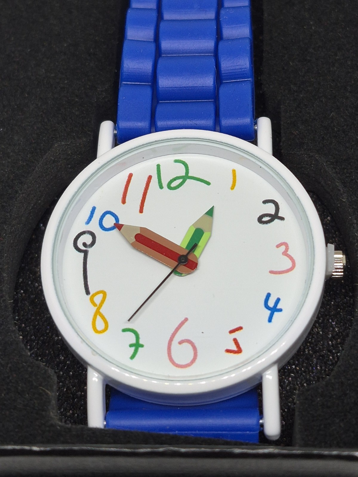 Quartz Analog Wristwatch Blue Silicone Strap White Dial Multicolor Arabic Box