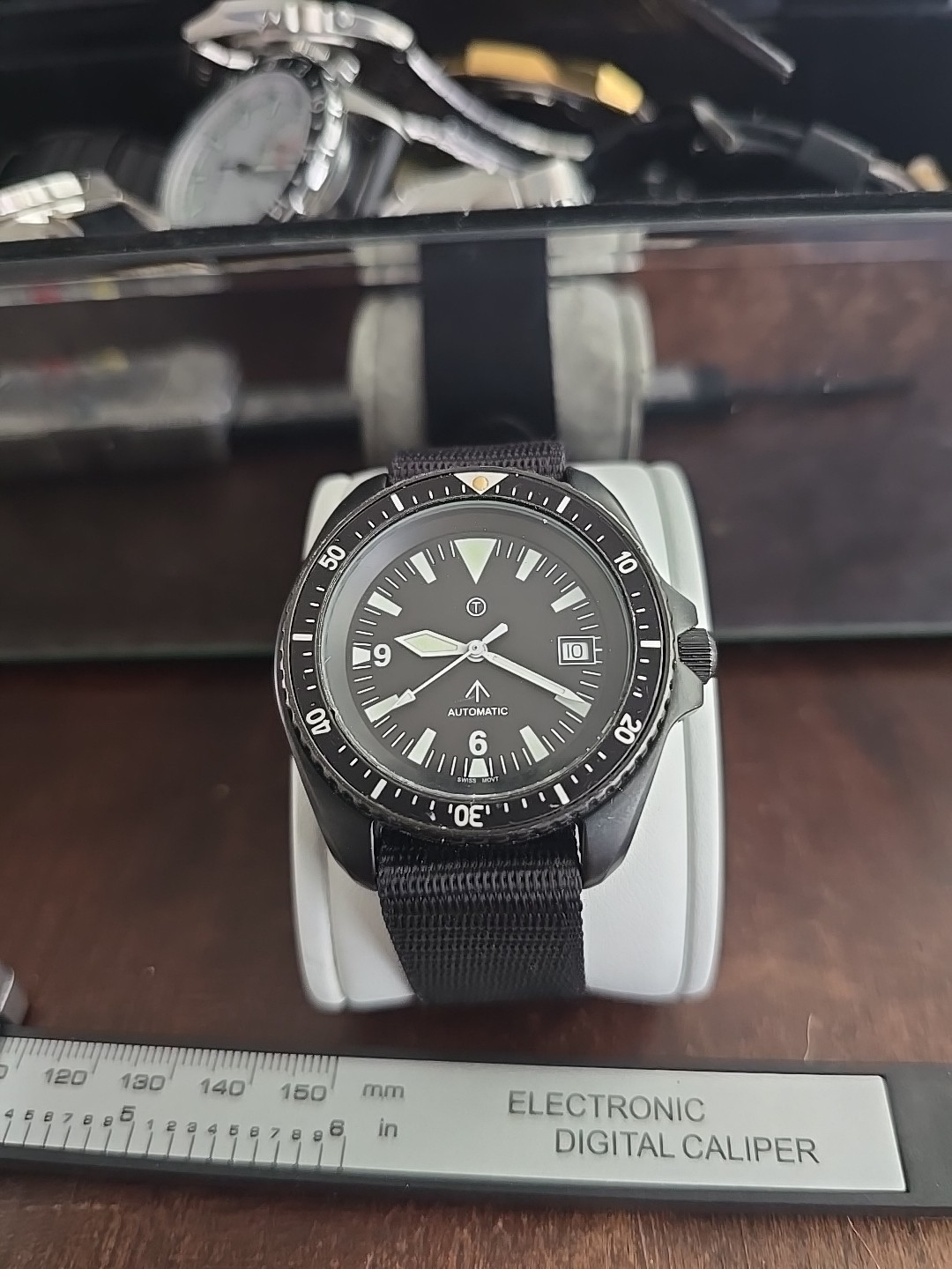 Orsa Military Watch Automatic Swiss Movement. Screw-Down Crown.