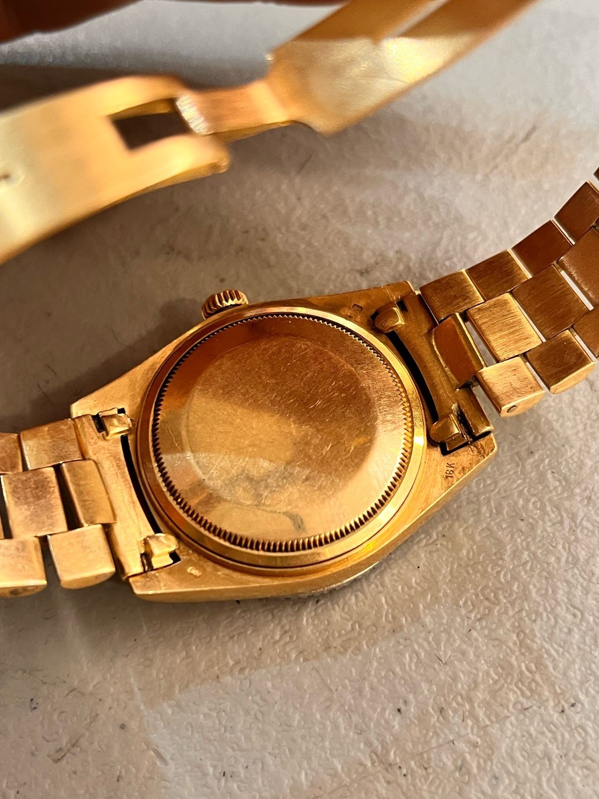 rolex daydate 36mm yellow gold 18k