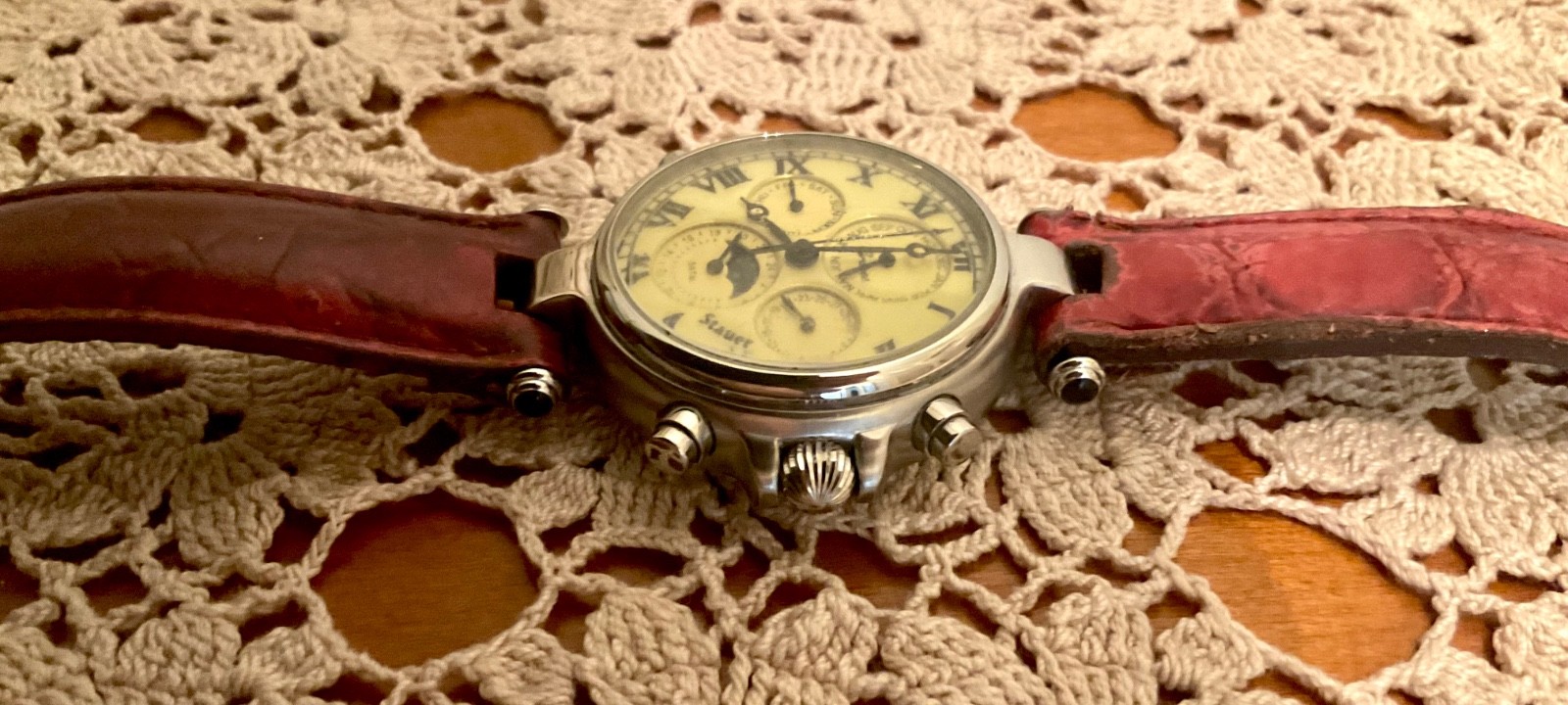 Stauer Graves ‘33 Watch Cream Dial Silver Case, Moon Phase, Auto, New Strap Incl
