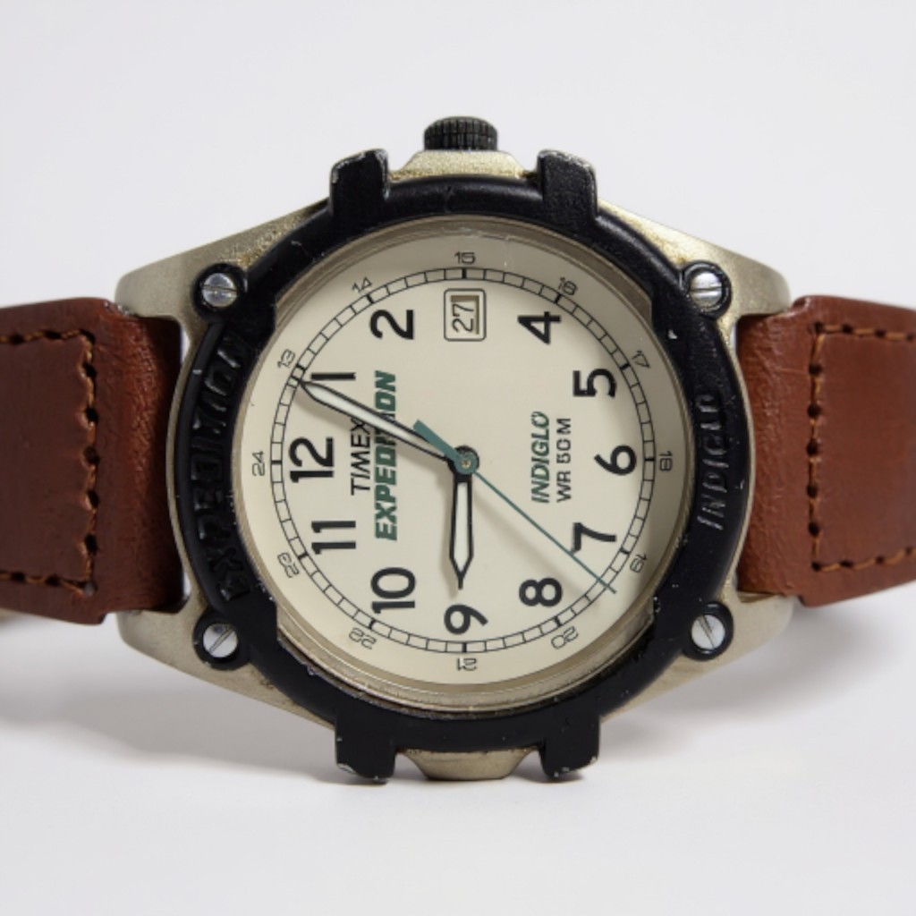 VINTAGE TIMEX 38MM MEN’S QZ, ARABIC NUMERALS, CANVAS LEATHER BAND.