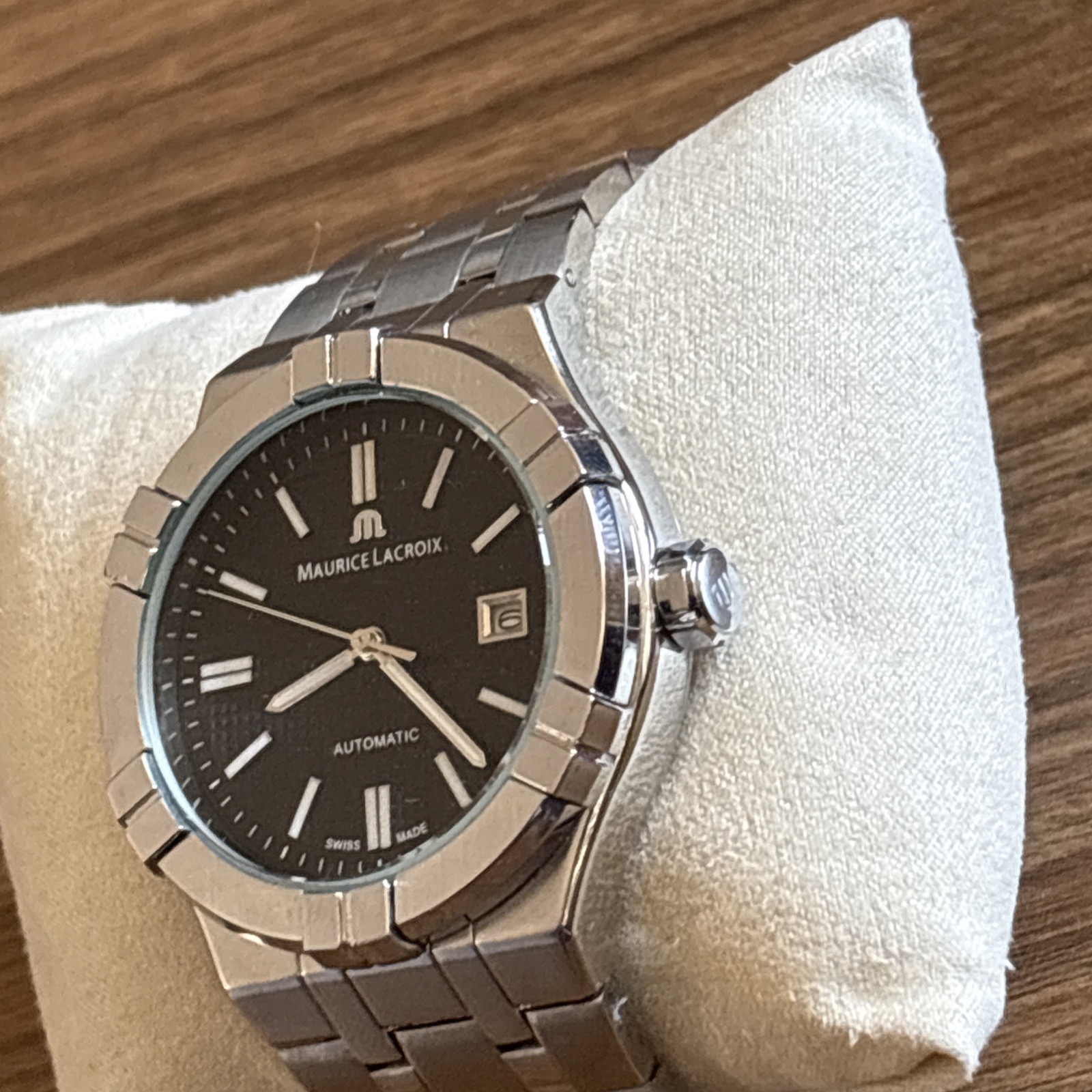 MAURICE LACROIX Aikon Automatic AI6008 42mm Black Dial Steel