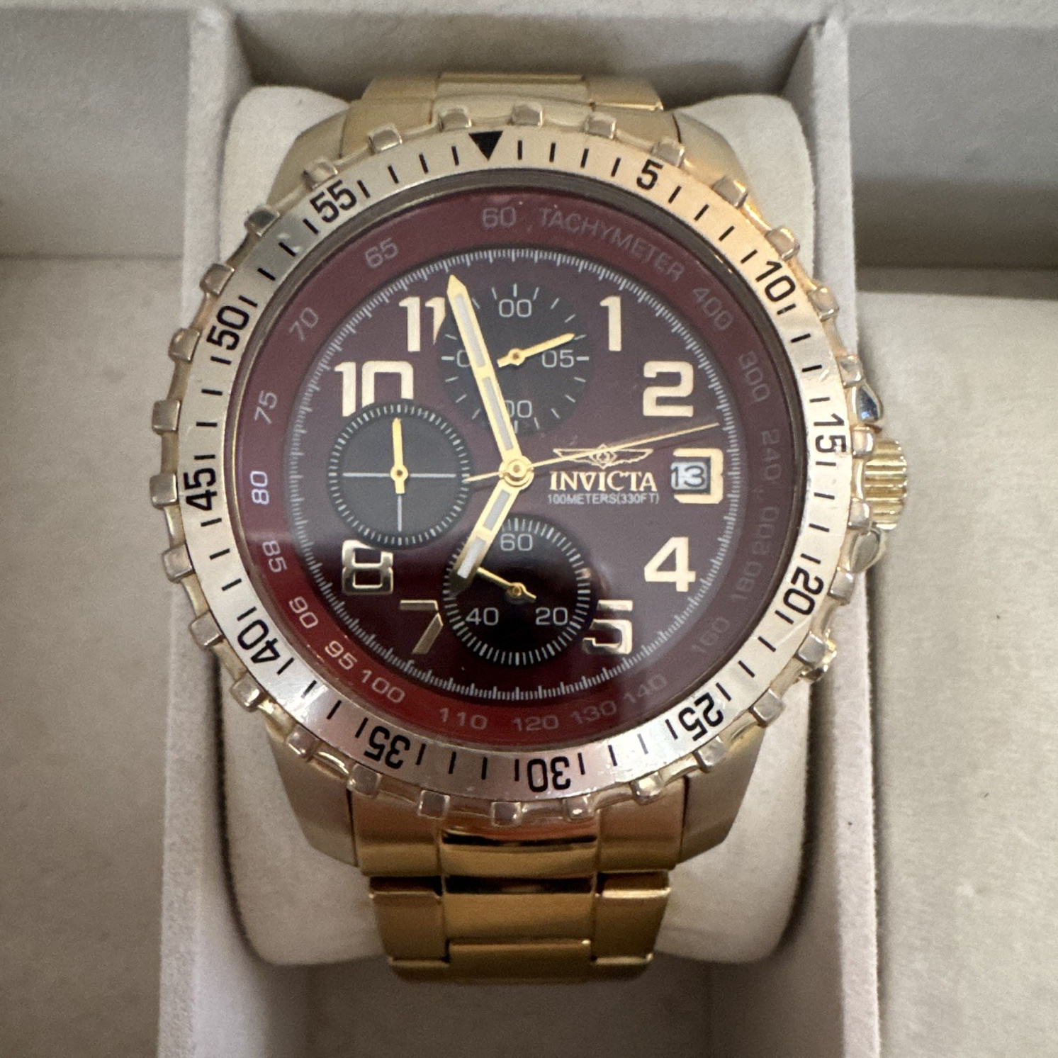 Invicta Men’s Chronograph Tachymeter Quartz 100m Gold-Tone Bracelet Burgundy