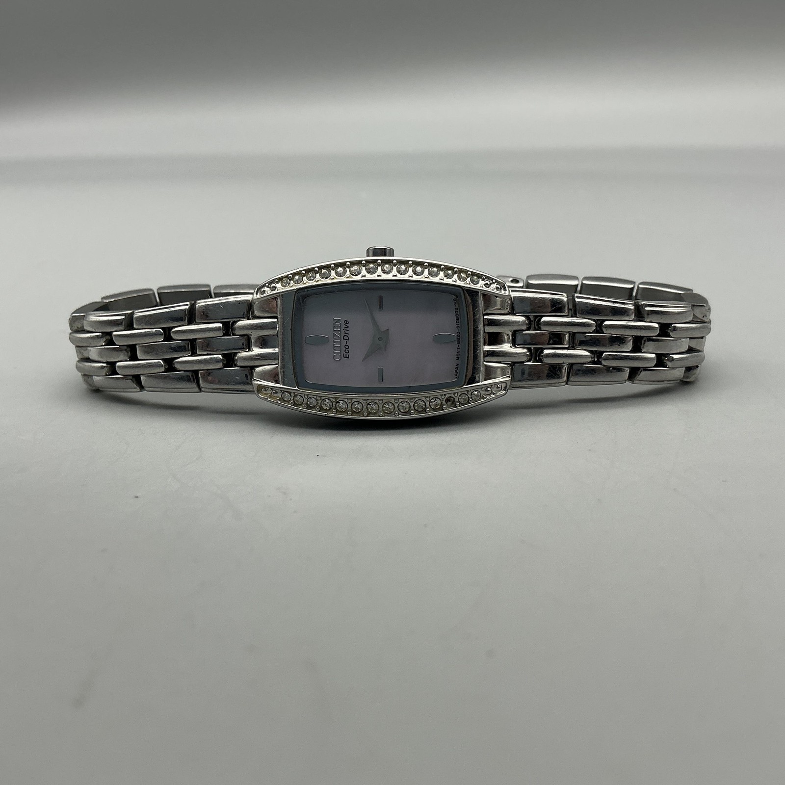Citizen Eco-Drive Womens Watch 17mm MOP G620-S074711 Crystals Stainless 5.75″