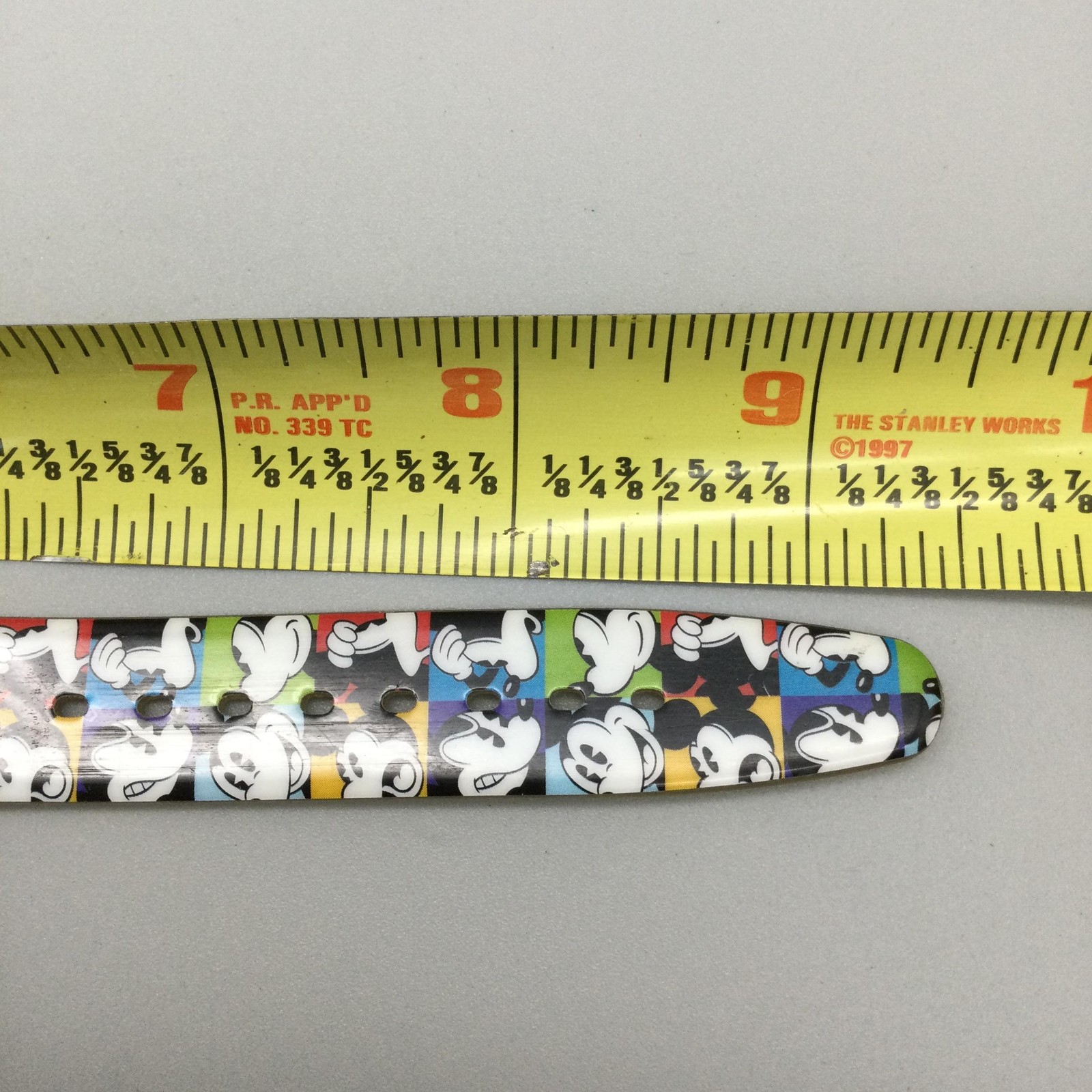 Disney Parks Womens Watch 33mm Mickey Mouse White Dial Multicolor New Battery