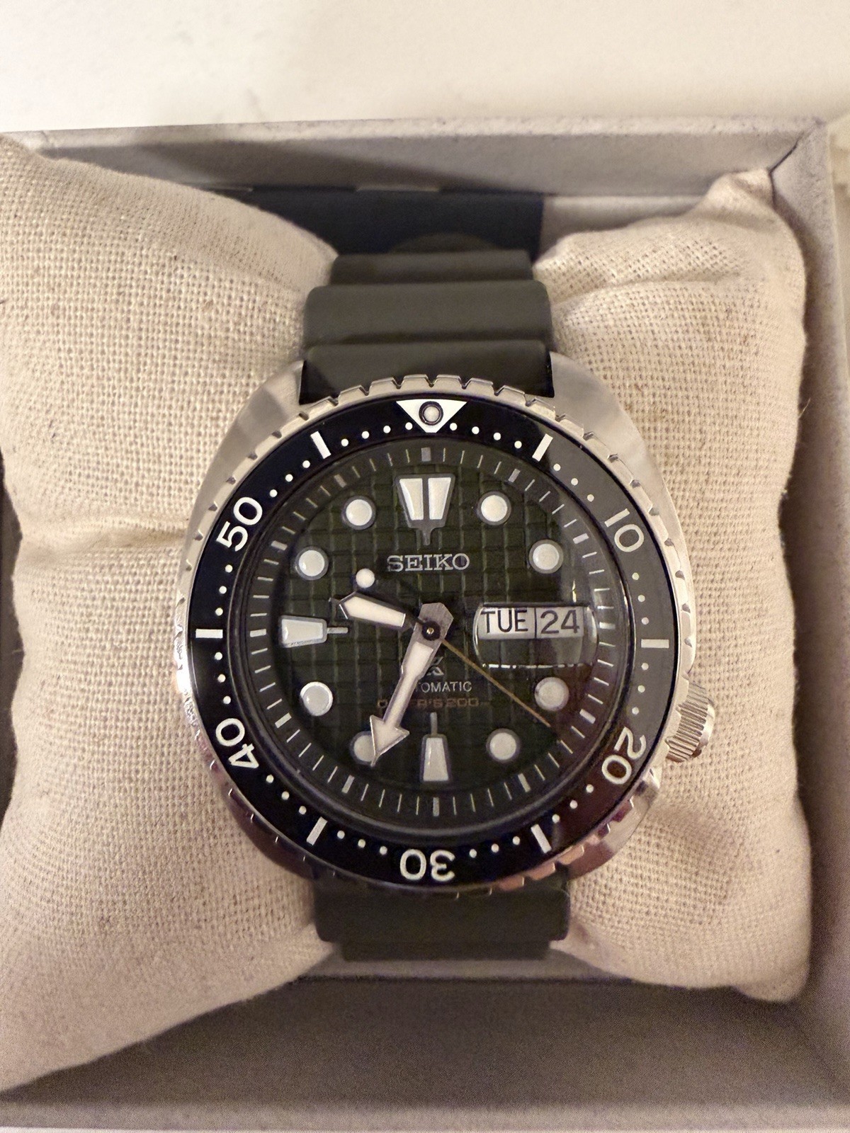 Seiko Prospex King Turtle Green Men’s Watch – SRPE05 – W/ Box & Papers