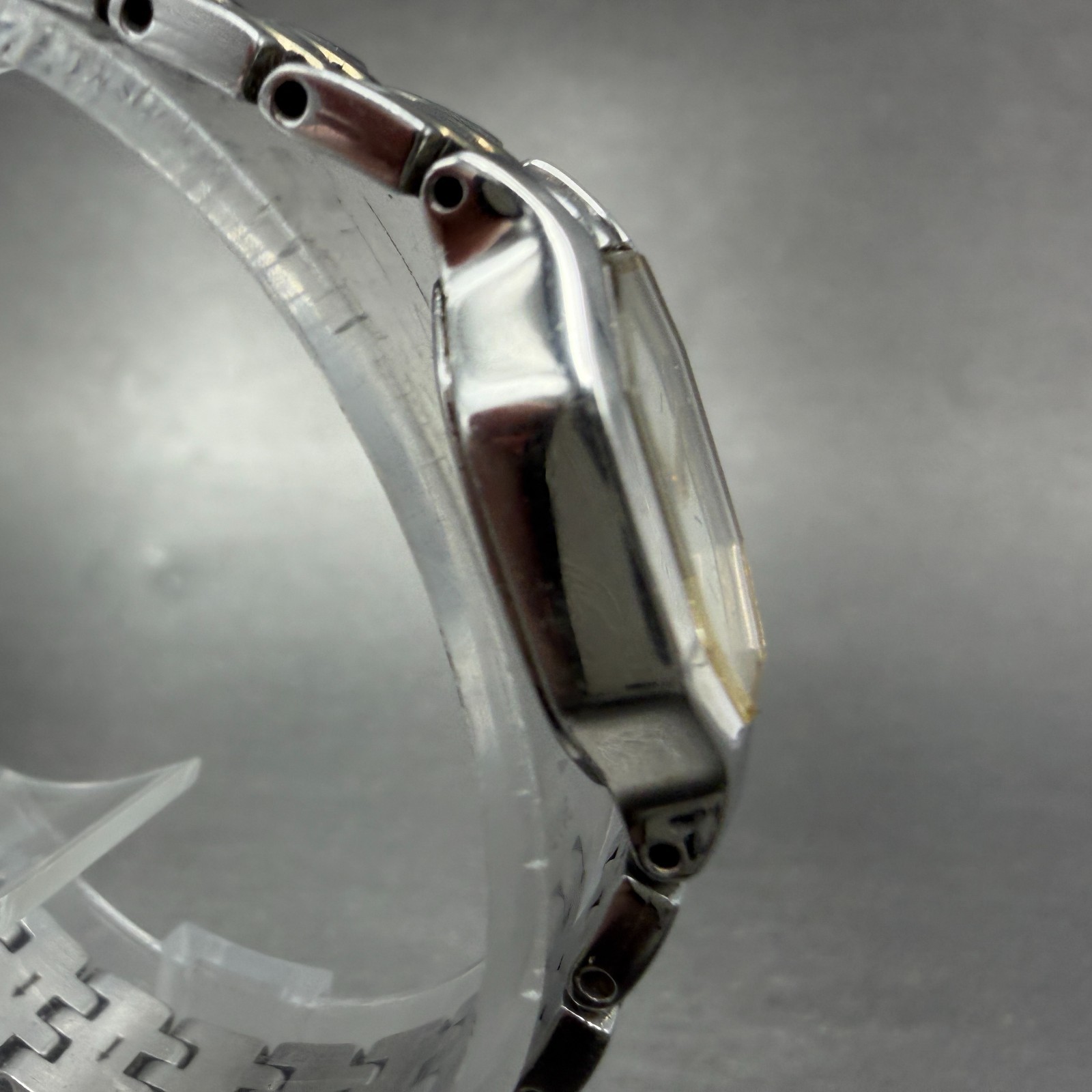 Seiko Watch Women 16mm White Dial Two Tone Octagon 1N00-0GV0 New Battery Vintage