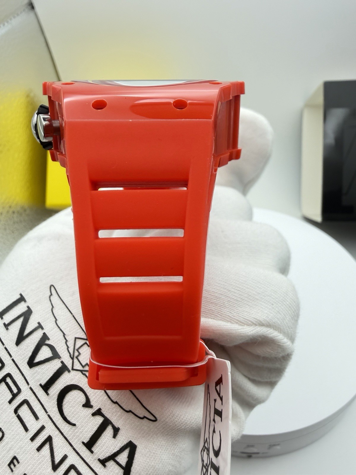 69676-Invicta Racing Vaulthan Men’s Watch 44mm Red Dial Red Silicone Strap.