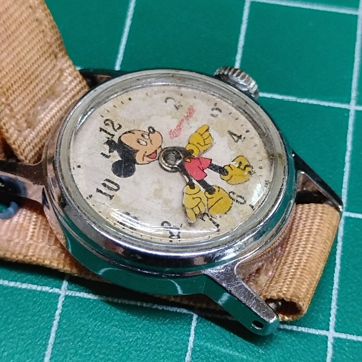 Vintage Timex Ingersoll Mickey Mouse Chrome Round Womens Wristwatch, READ