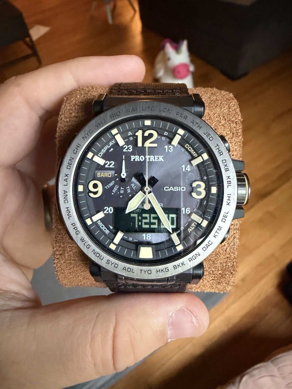 CASIO PRO TREK PRG-600YB-3 Triple Sensor Tough Solar Men Watch Excellent