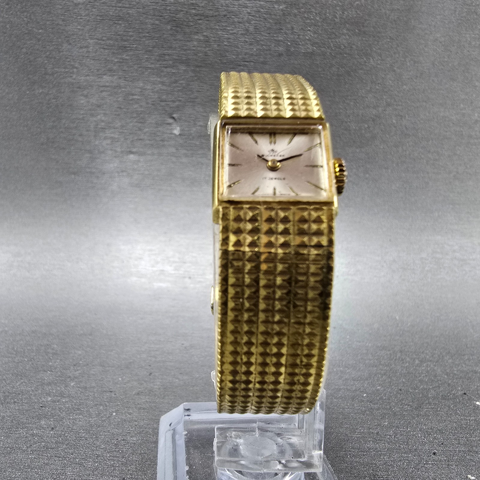 Bucherer Watch Women 16mm Silver Dial Gold Plated Manual Wind Runs Vintage