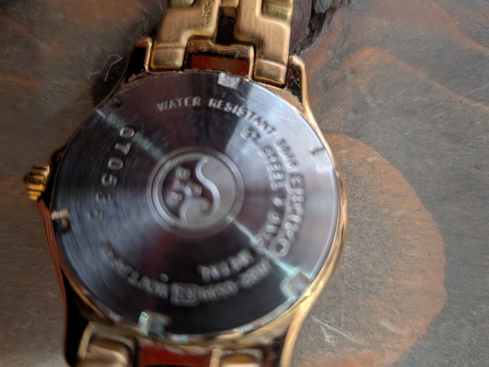 Vintage Seiko Watch Women 26mm Champagne Dial Gold Tone Date WR 50M 7N82-0599