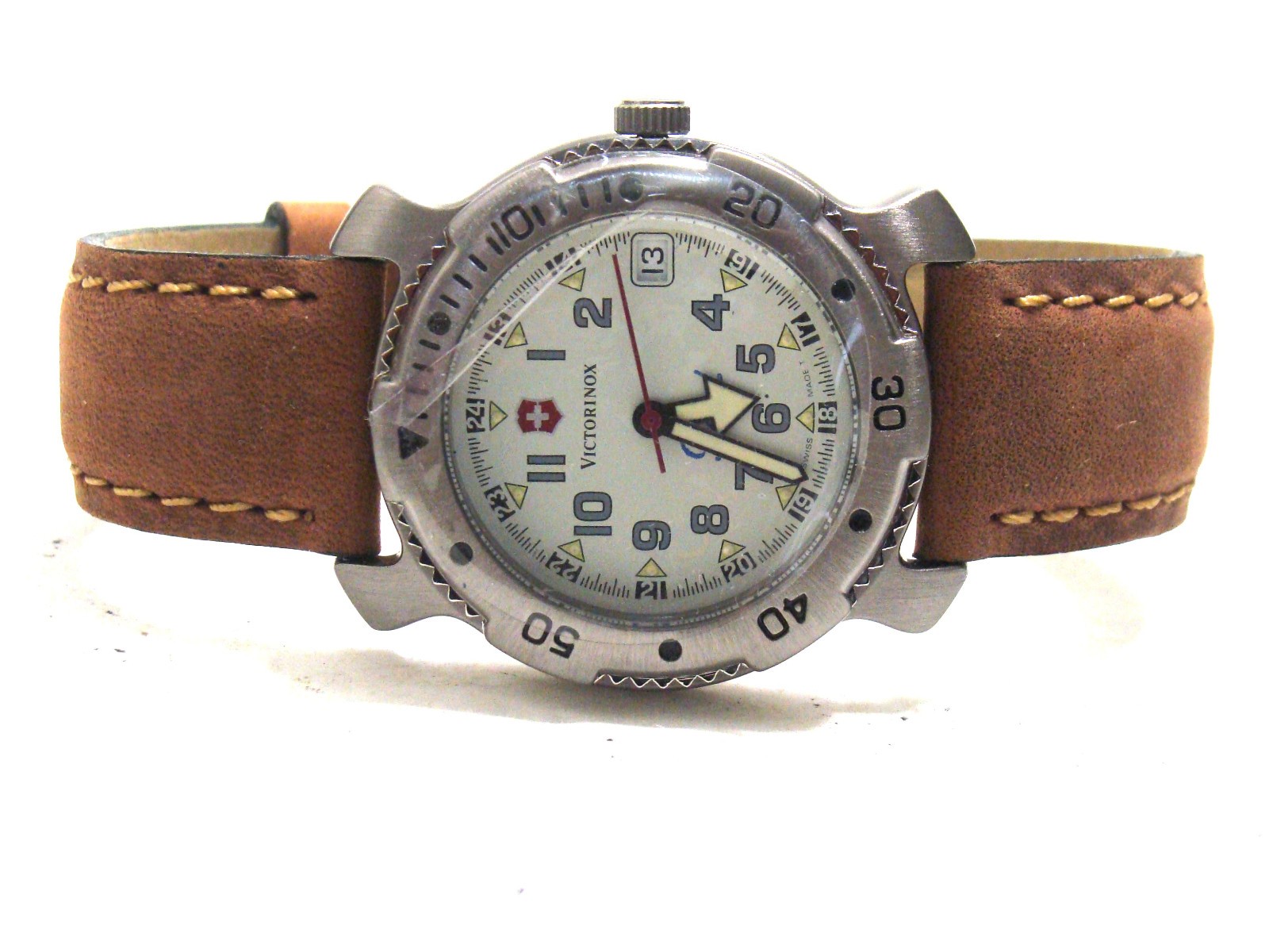 *NIB* Victorinox Swiss Army Watch Model 35072 Packard Heritage Dial