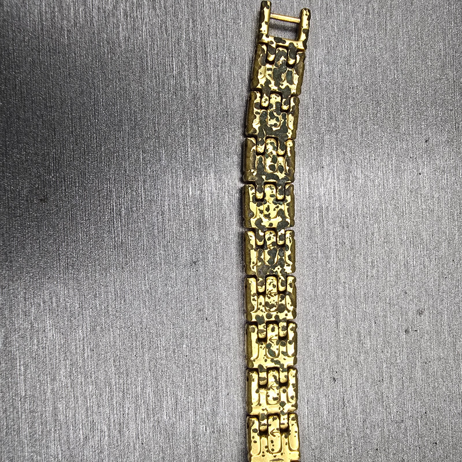 Seiko Watch Women 17mm White Dial Gold Tone Oval 1N00-6M90 New Battery Vintage