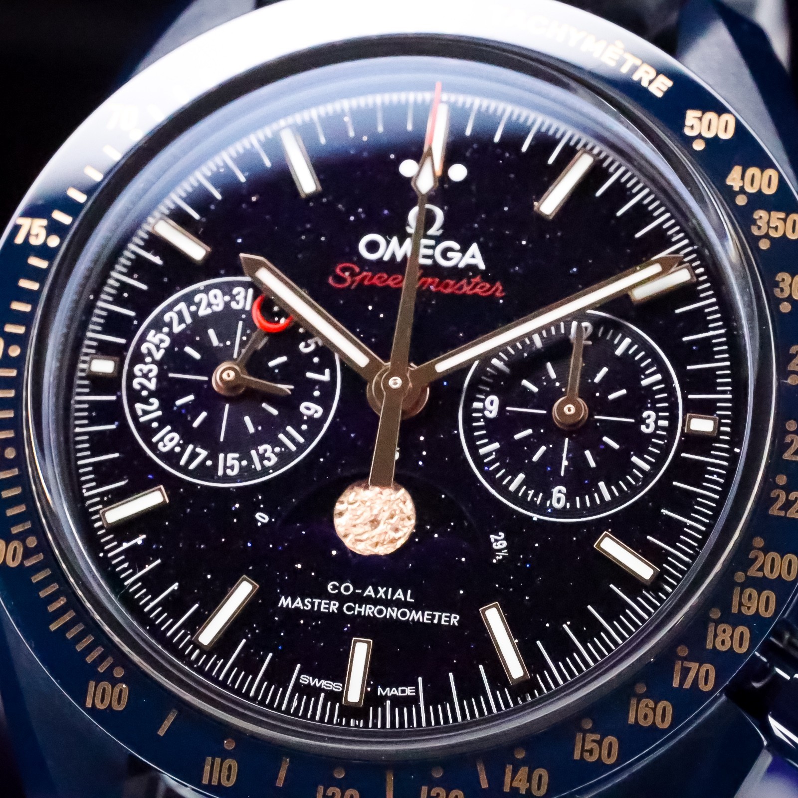 OMEGA Speedmaster Moonphase 304.93.44.52.03.002 Blue Side Of The Moon Full Set