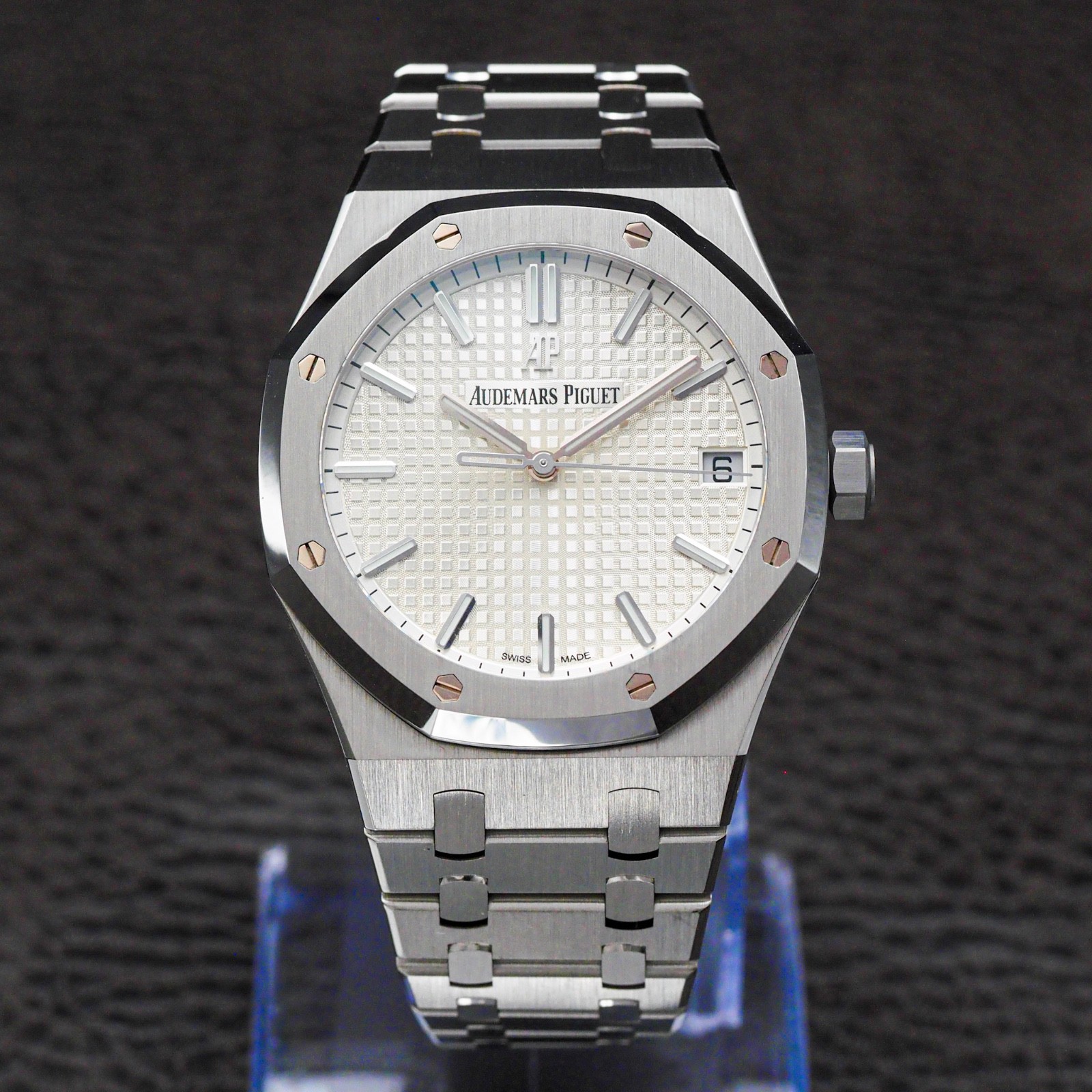 Audemars Piguet Royal Oak 15500ST White Dial 41mm with Box
