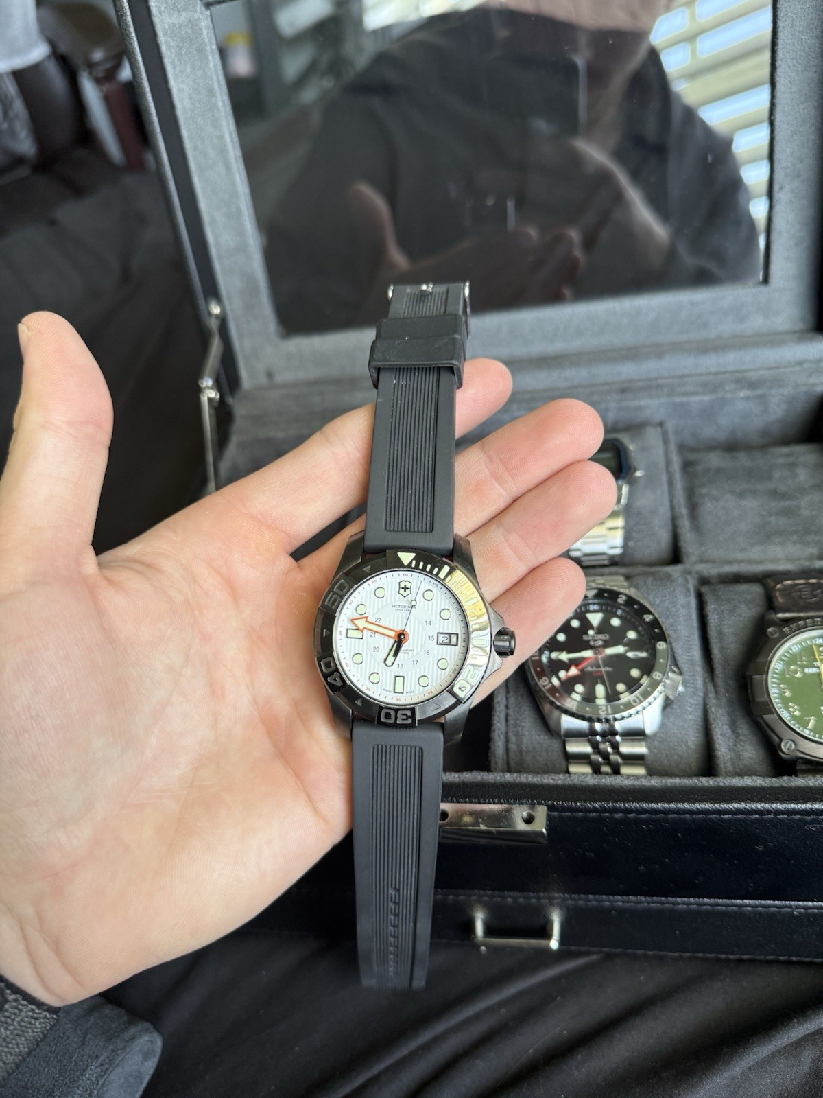 Victorinox 500m Dive Master Quartz 43mm 500m Dive Watch Black 241559