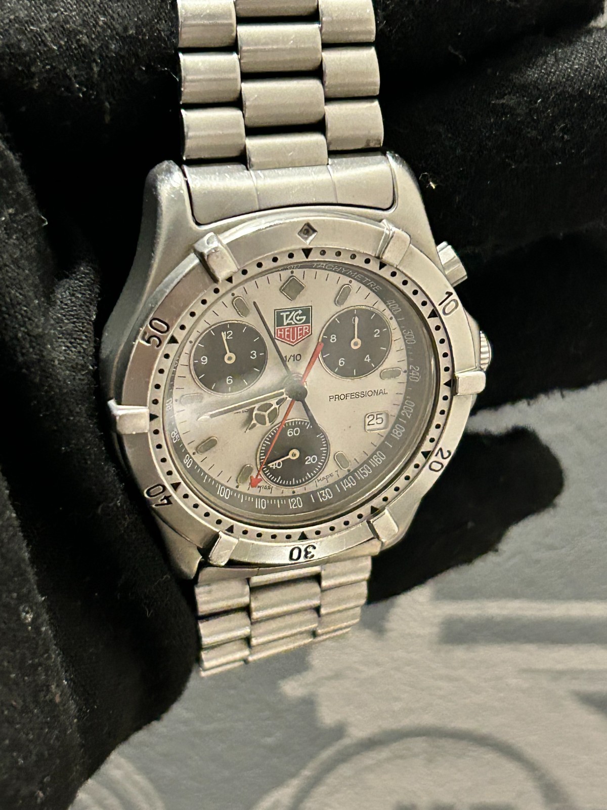[Vintage] Tag Heuer Professional CE1111 Chronograph 38mm Quartz Men’s Watch b338