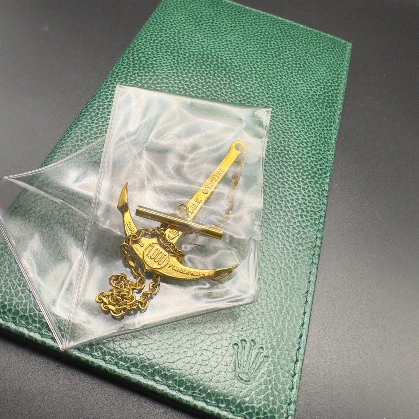Authentic Gold Plated Rolex Oyster Anchor with chain bar (1.000 FT/300Meter)