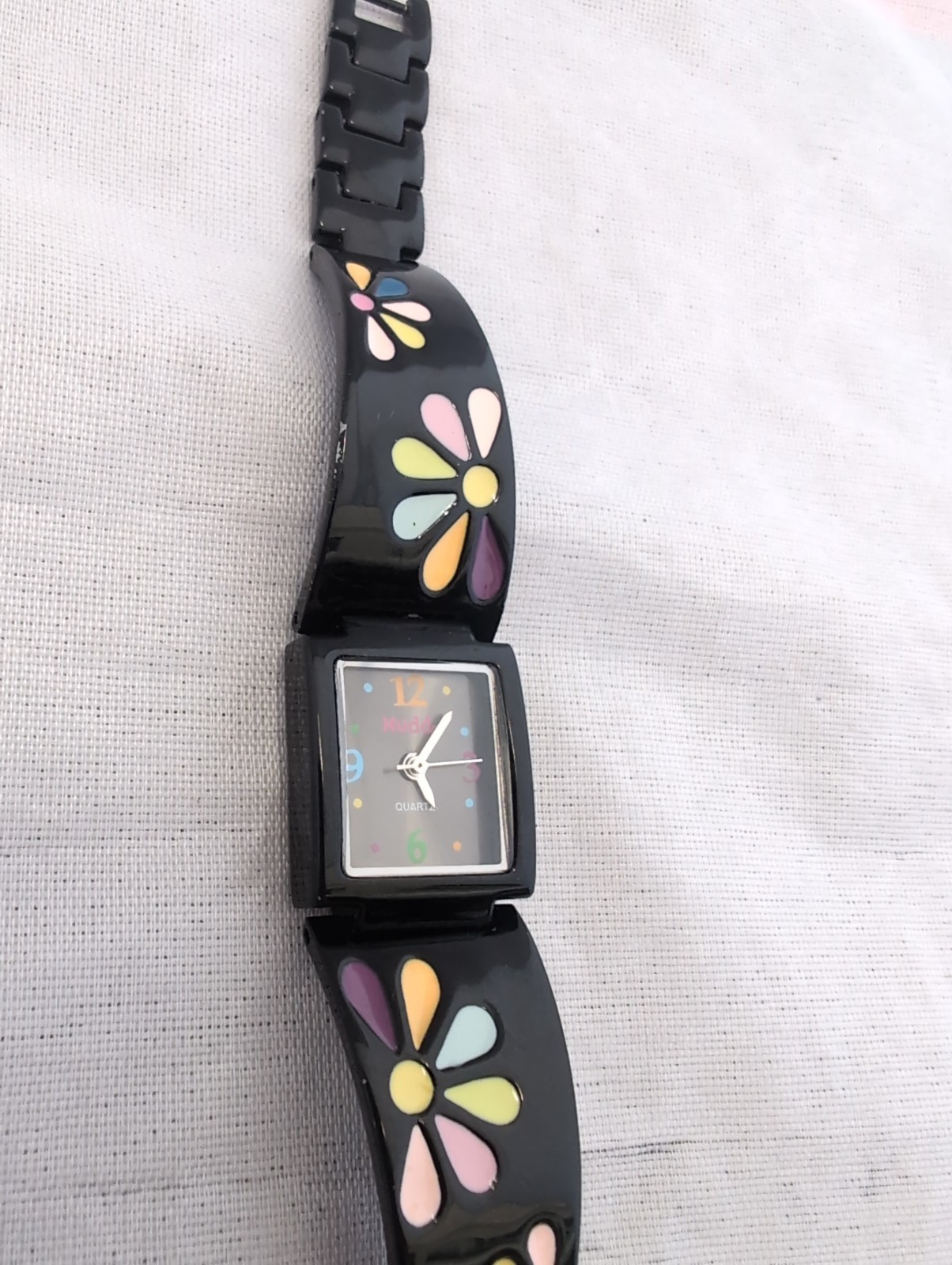 Vtg Mudd Stainless Steel Black With Multicolor Dial Flowers Hippy Women’s Watch