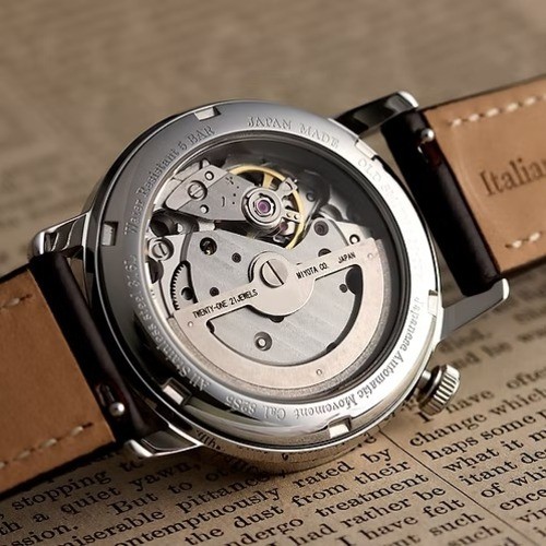 KUOE KYOTO OLD SMITH 90-007 Small Seconds Automatic Black Dial Cordovan Strap