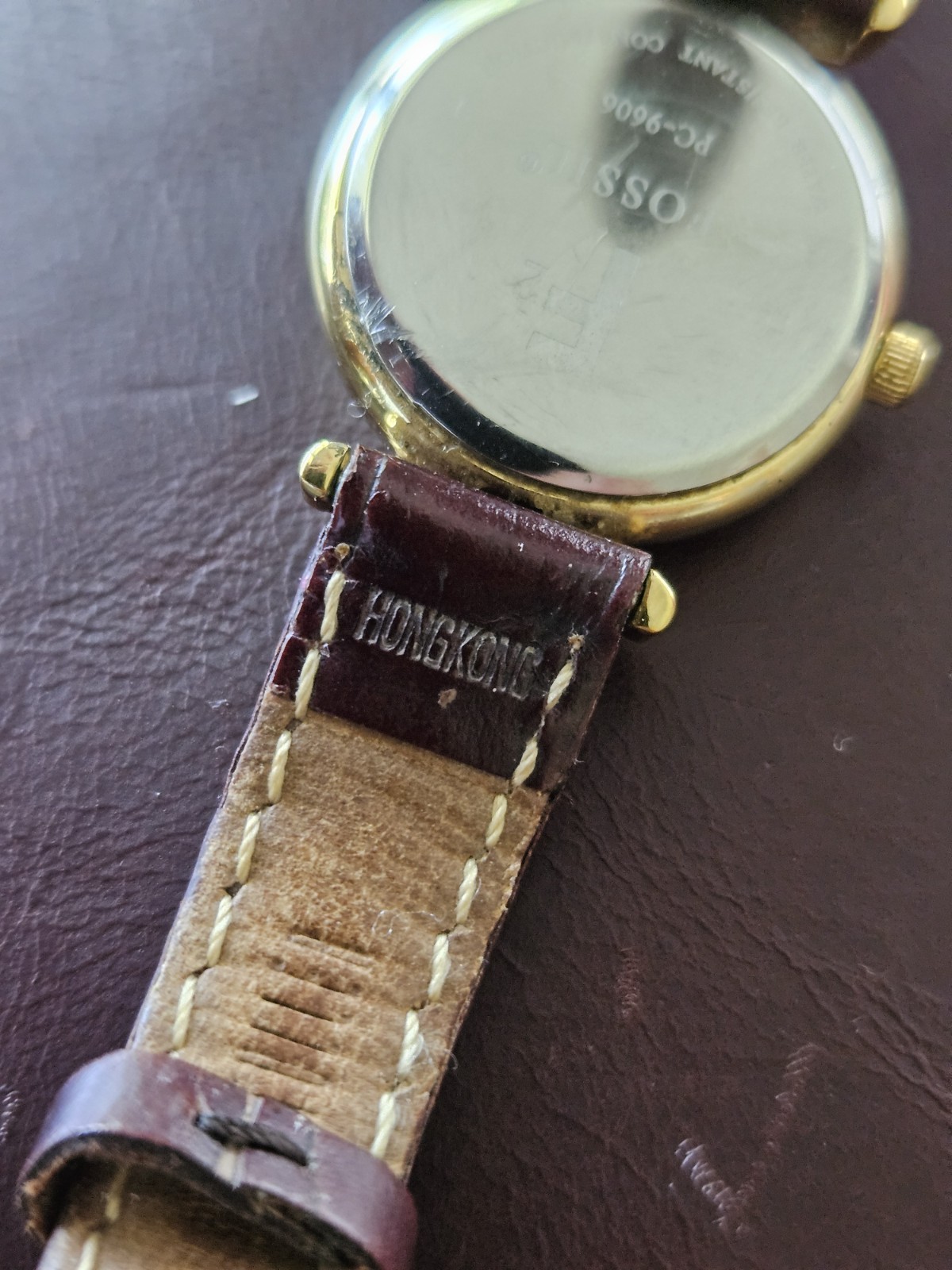Fossil F2 Women’s Quartz Gold Tone Watch Brown Leather Band Date Roman Dial