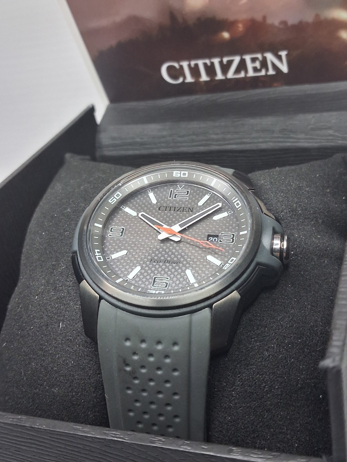 Citizens Eco Drive Men’s Watch With box and booklet rubber silicone