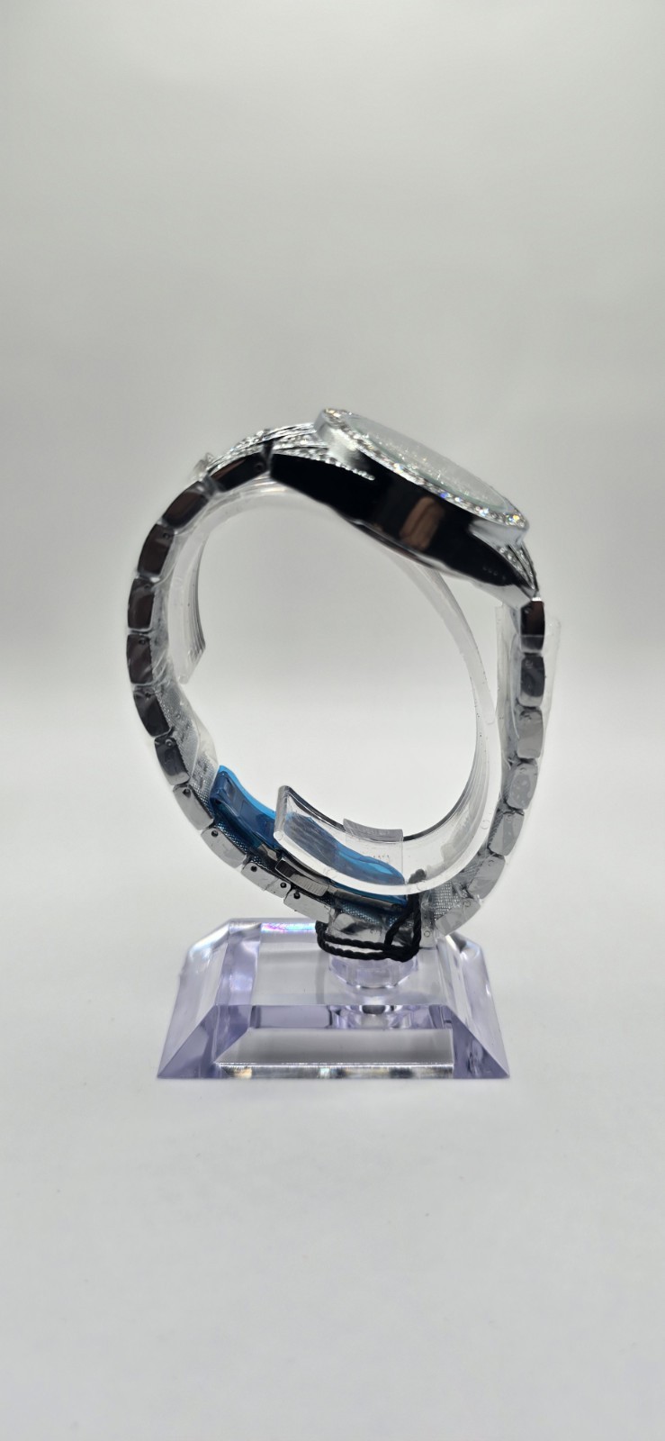 Iced Out Silver Tone Analog Wristwatch Pavé Dial 12-Hour Metal Bracelet