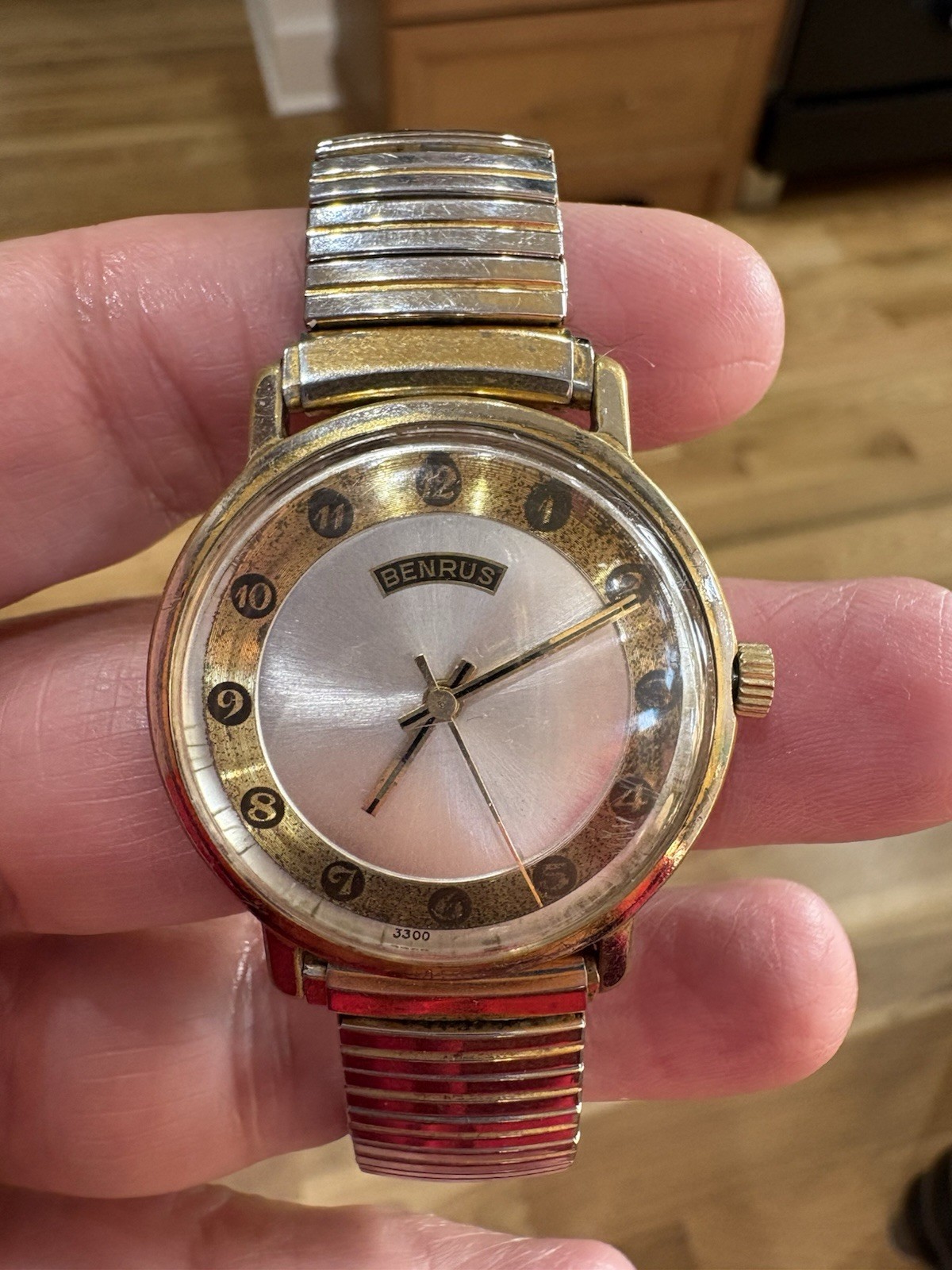 Vintage Benrus Mechanical Men’s Watch 3300 Two-Tone Dial Speidel Band Runs