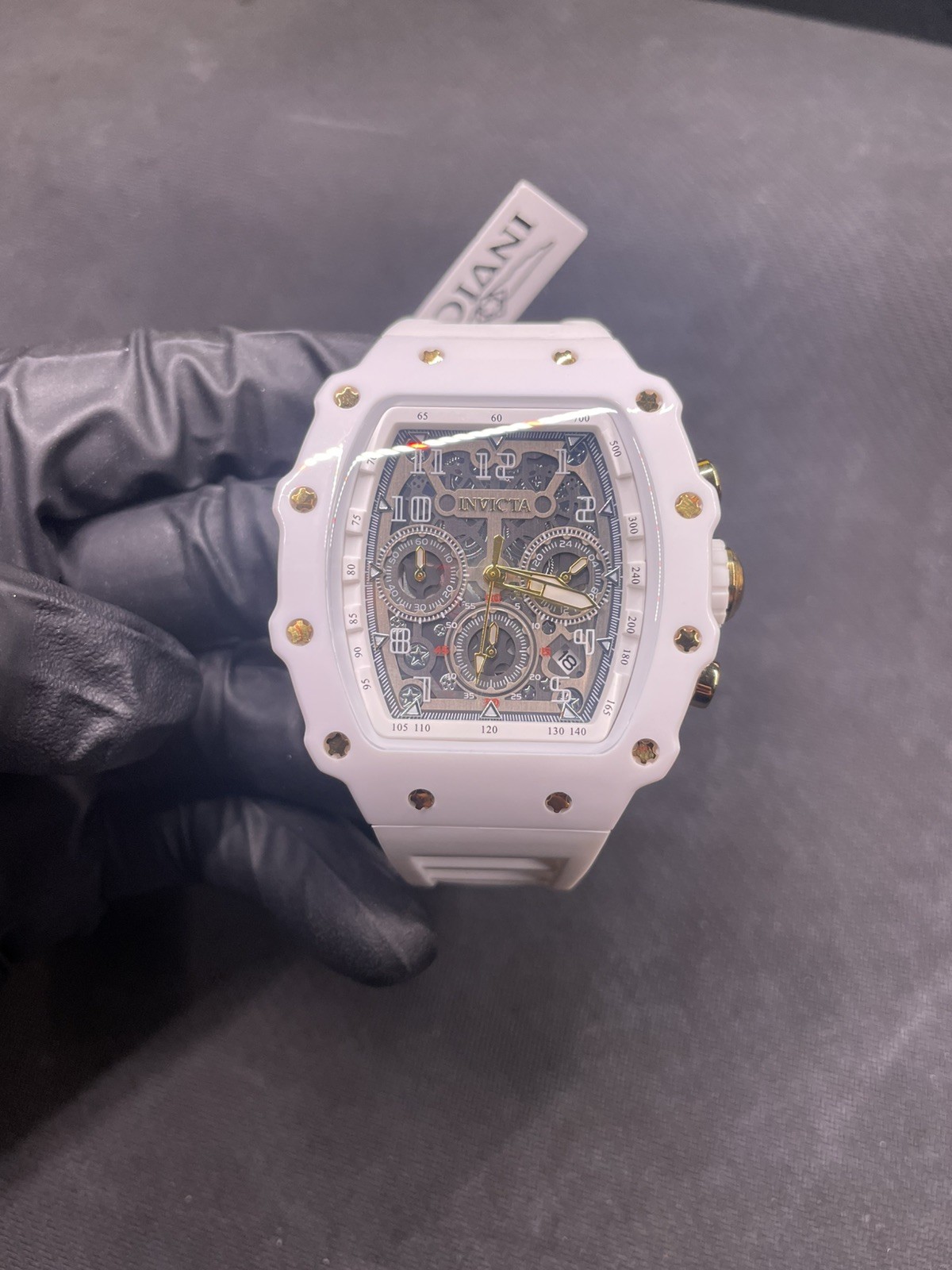 Invicta Racing Hot White Nitro Gen Men’s Watch 43mm 69700 3 Year Warranty w/Box