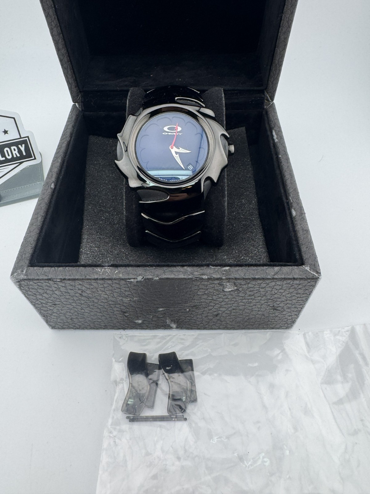 OAKLEY BLADE STEALTH BLACK STAINLESS STEEL BRACELET 10-161 VTG 2004 NEW BATTERY