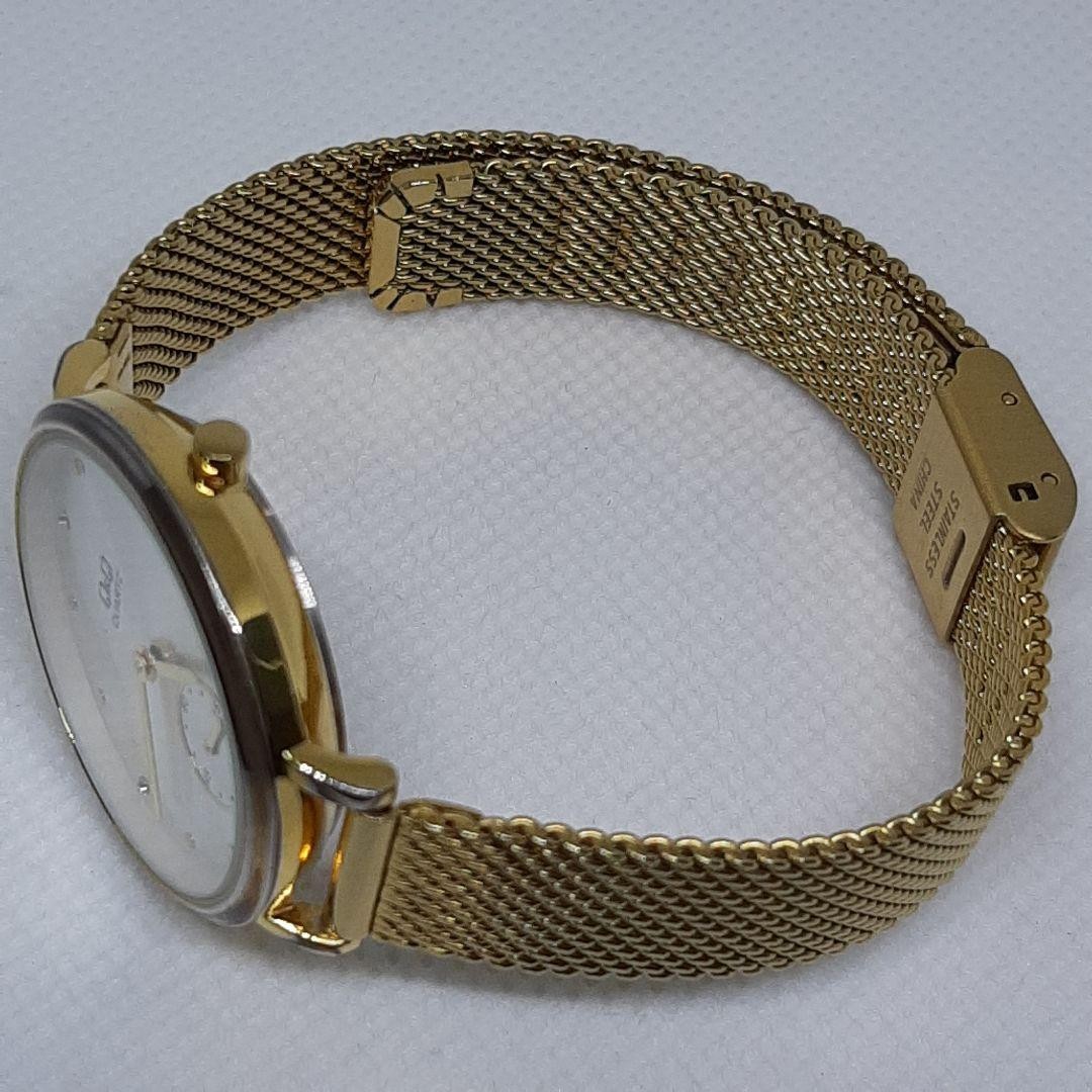 Citizen Q&Q Women’s Watch, Gold, Mesh Strap, Working Condition nu